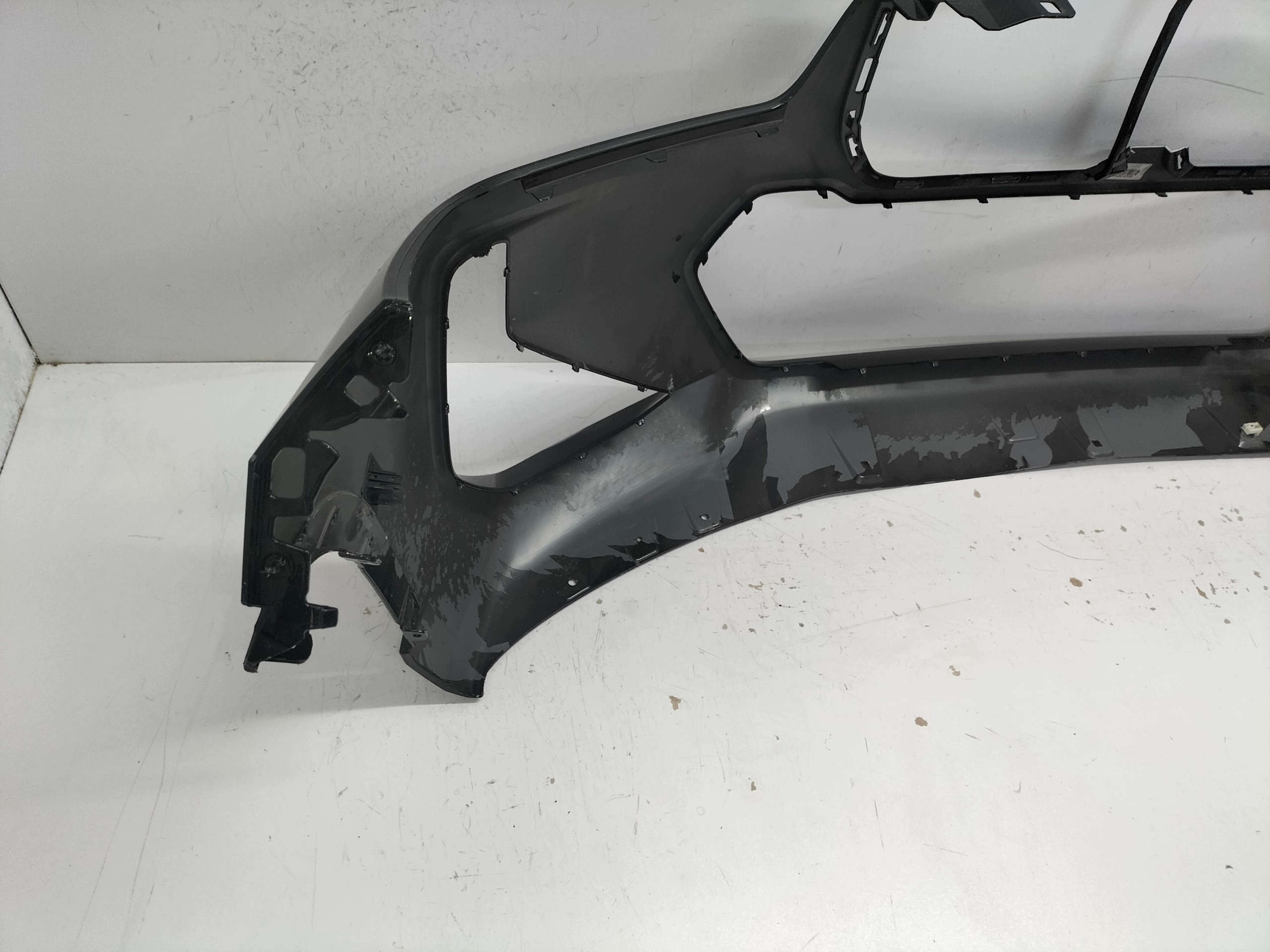 nárazník přední předek BMW X1 U11 22- m-packet