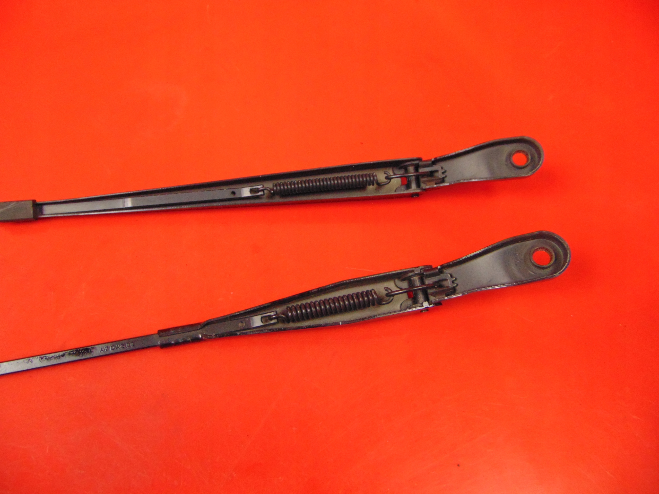 PEUGEOT 207 06- wiper arms front P+L KPL
