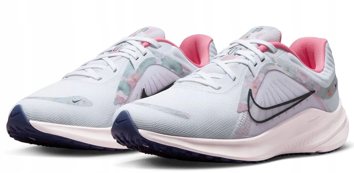 Dámské boty Nike Quest 5 Premium FB6944-100 43