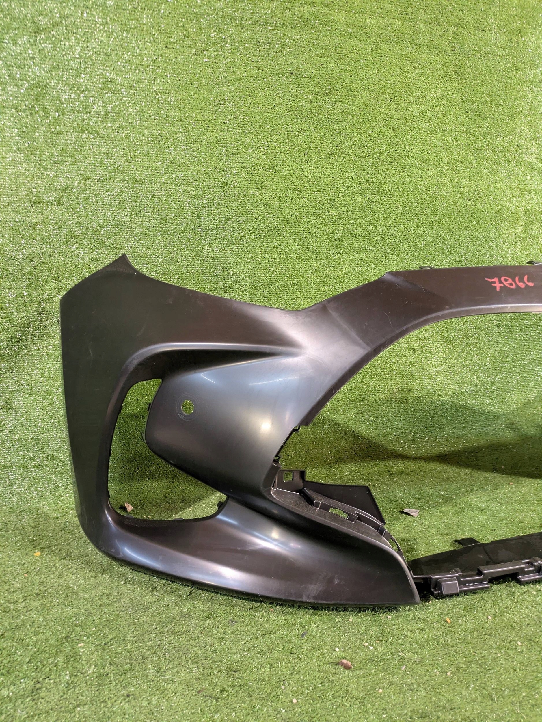 front bumper front TOYOTA YARIS IV 20- NR.Z7866