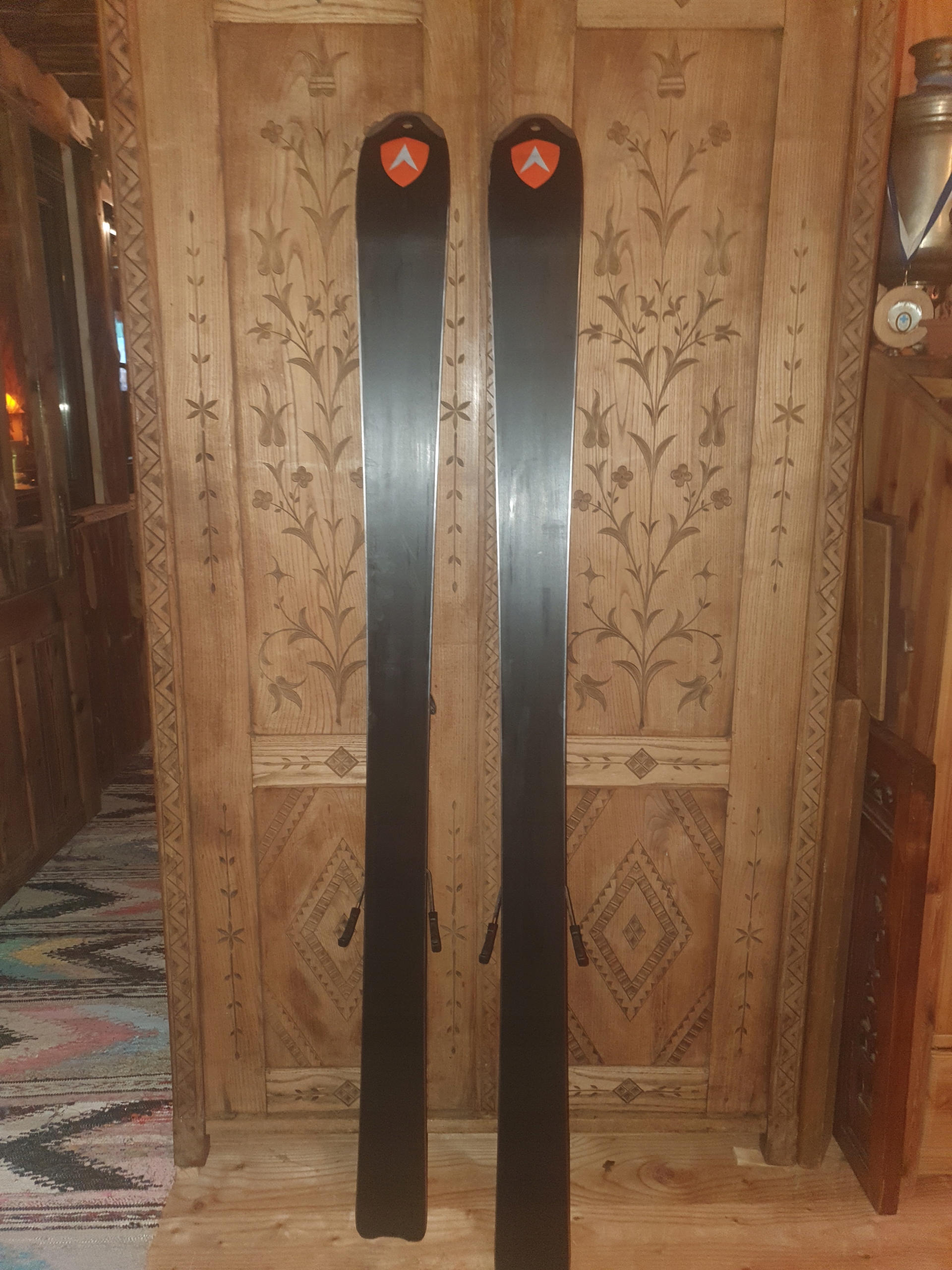 DYNASTAR CHAM ALTI 83 Z WIĄZANIAMI DIAMIR FREERIDE 12 rozmiar S Długość nart 153 cm