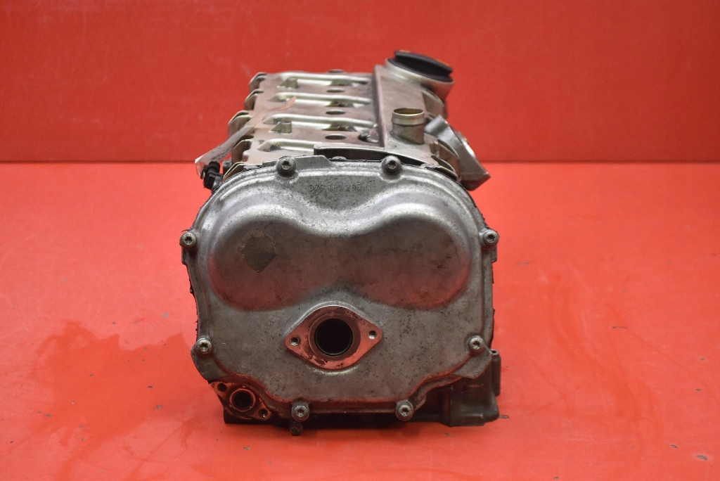 head. of the engine left 079103373AT AUDI A8 D3 4.2 FSI 350 KM LIFT 05-07