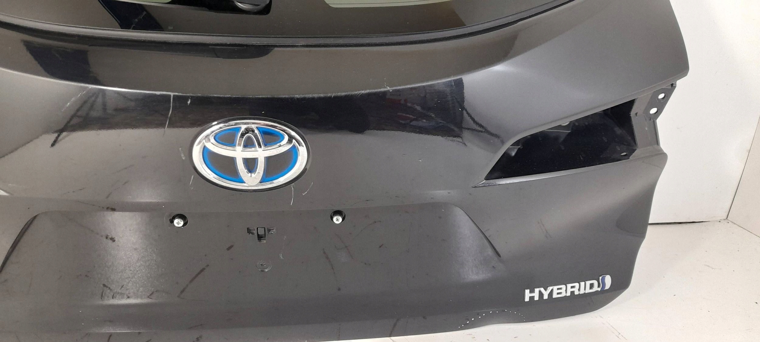 Toyota Corolla E21 Kombi zadnja hauba gepek prtljažnika 209 (H245)
