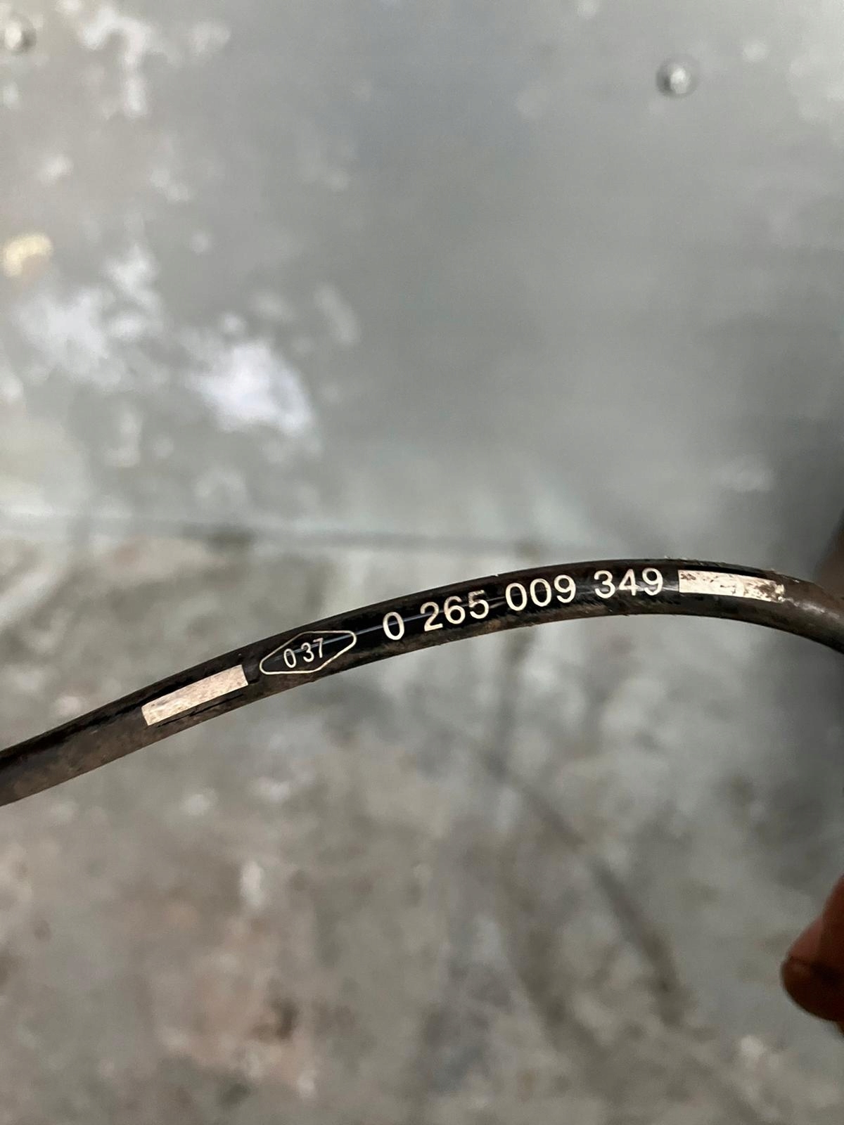 sensor ABS TWINGO III front 0265009349