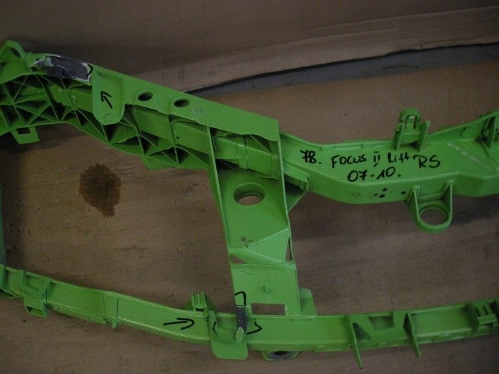 FORD FOCUS 2007 II LIFT WZMOCNIENIE PRZÓD Typ samochodu Samochody osobowe