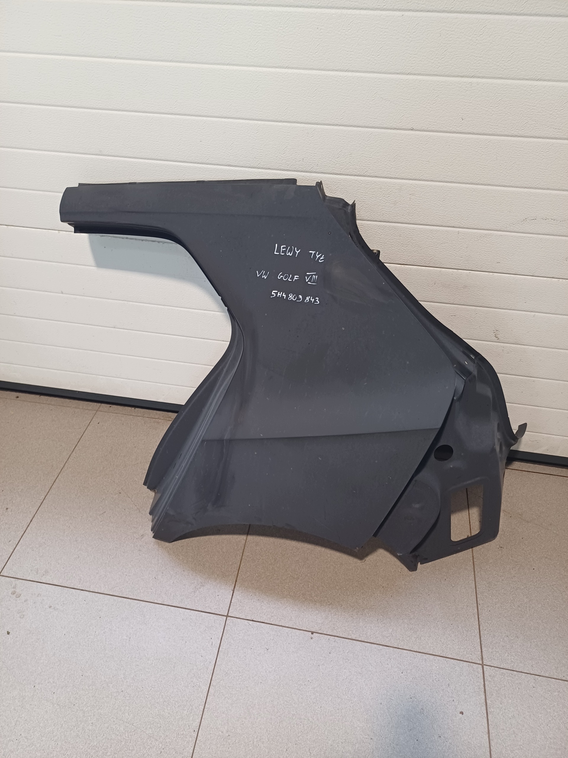 sárvédő bal hátsó hátsó VW GOLF 8 VIII 5H4809843