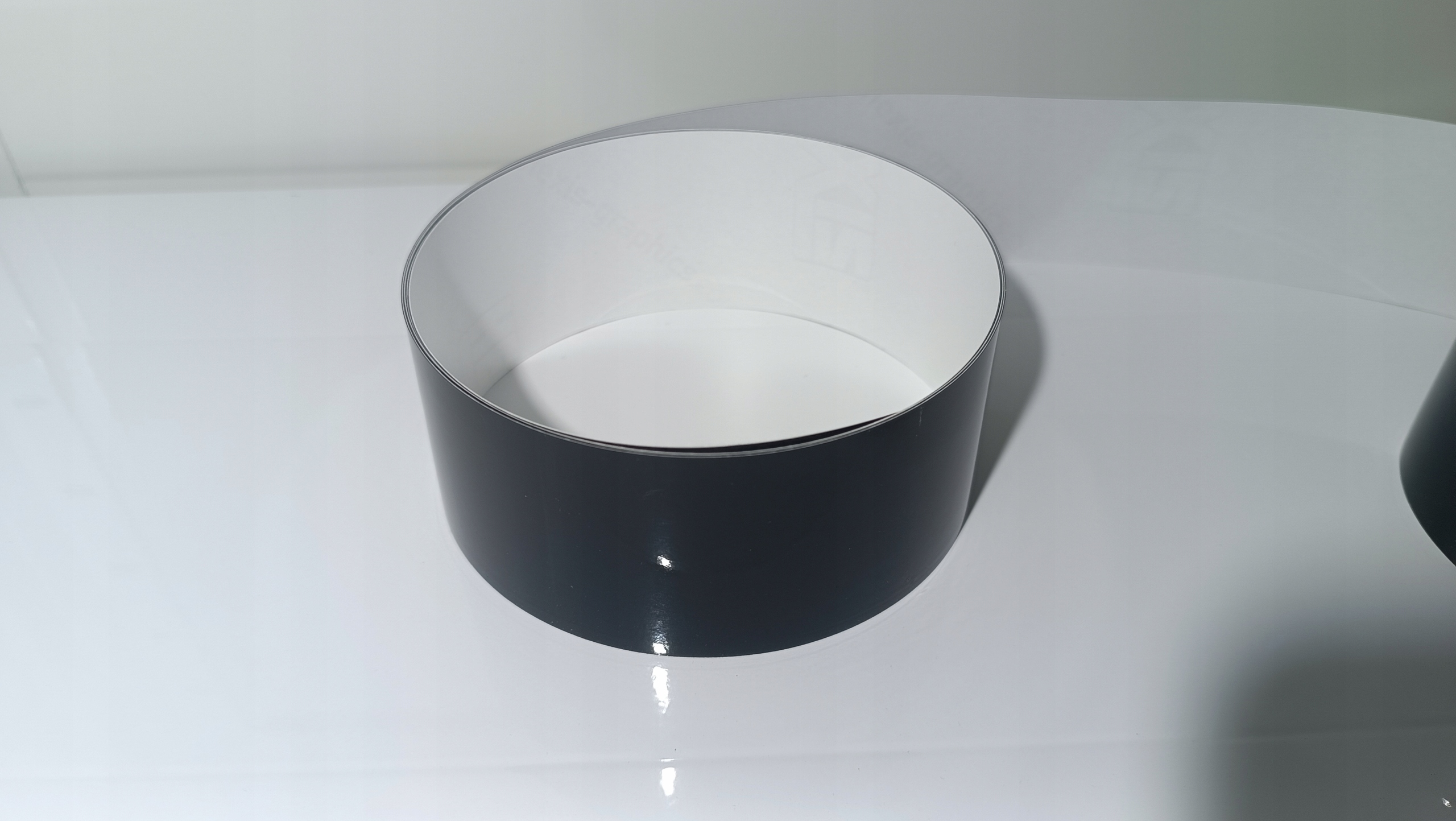 Folia TAŚMA DO DECHROMINGU Hexis Czarny Połysk 5x100cm. EAN (GTIN) 5904013070874