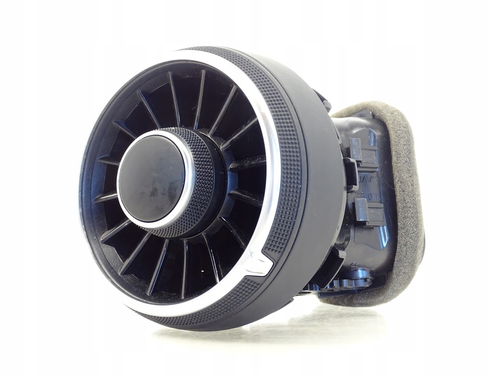 KRATKA NAWIEWU AUDI TT 8S 8S2820901