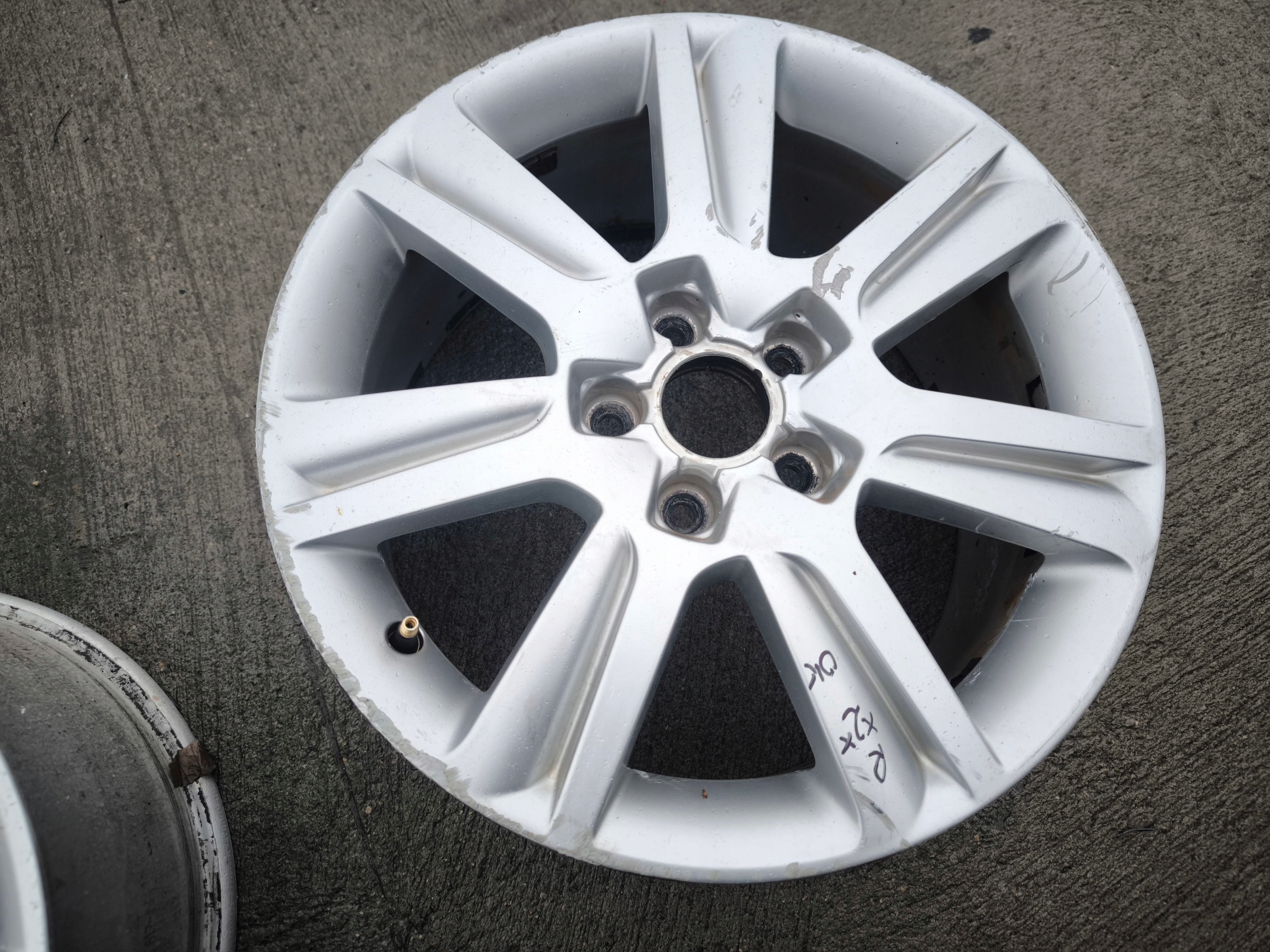 disc discs VW AUDI A4 A5 A6 7.5J R17 ET45 8K0601025B R*2* KOMPLET PROSTE