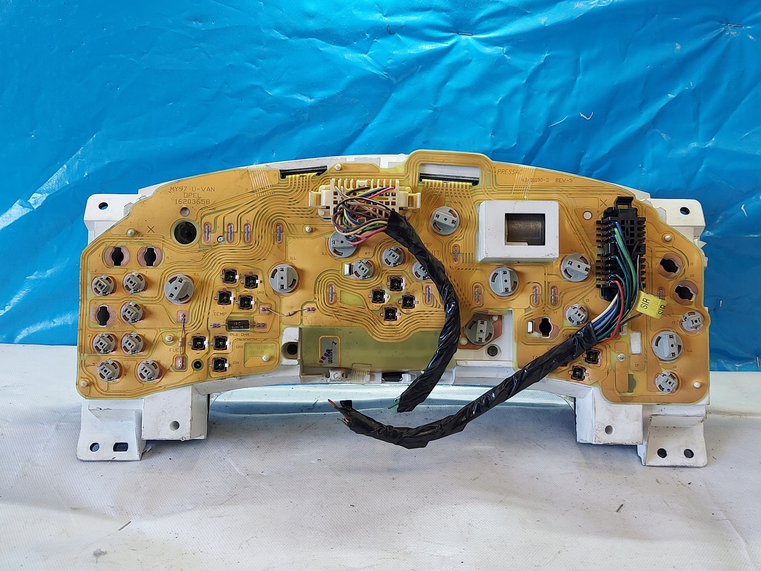 dials clock OPEL SINTRA 3.0 V6 16249329
