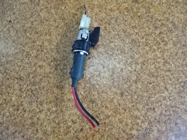 TOYOTA HILUX 12r ZAPALNICZKA