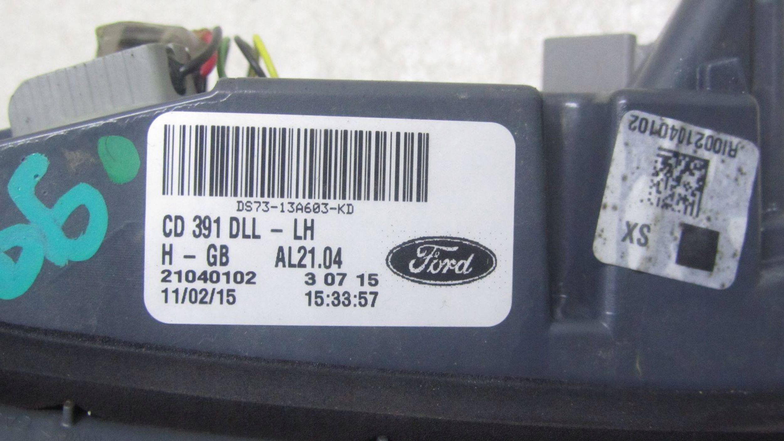 FORD MONDEO MK5 HB LAMPA W KLAPE LEWA LED 14- Typ samochodu Samochody osobowe