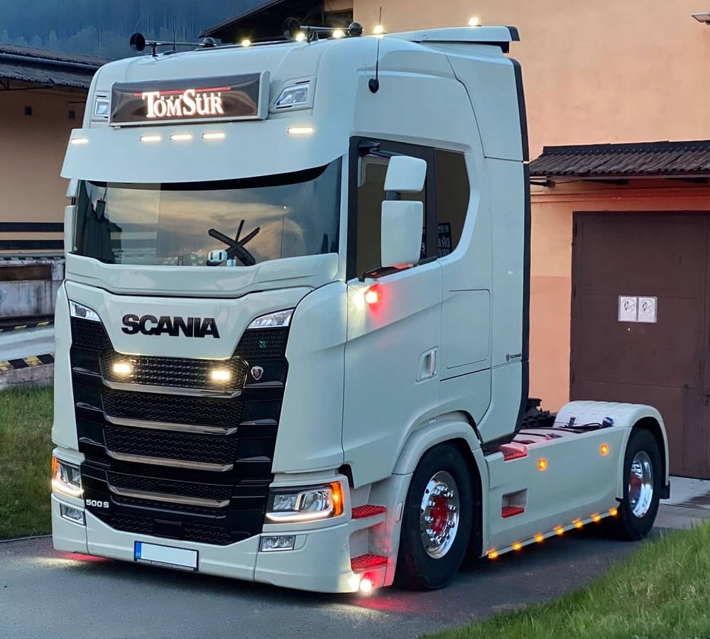 OSŁONA PODSZYBIA (LAMINAT) SCANIA S/R 08.2016 -