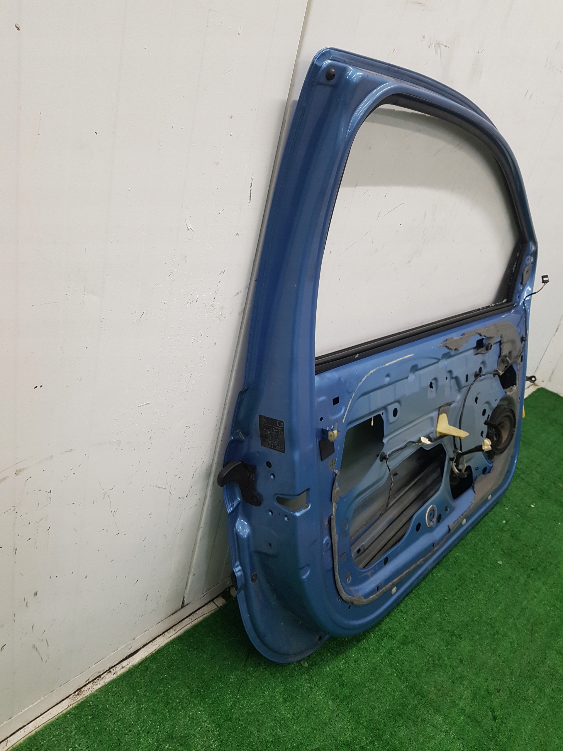 dveře levý předek 3D RENAULT TWINGO 2