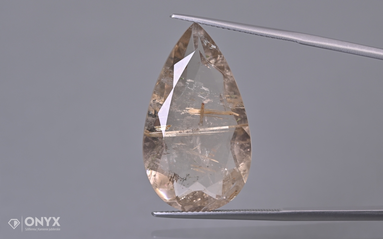 Křemen s rutilem fazetovaná slza 29,5x16,5 mm