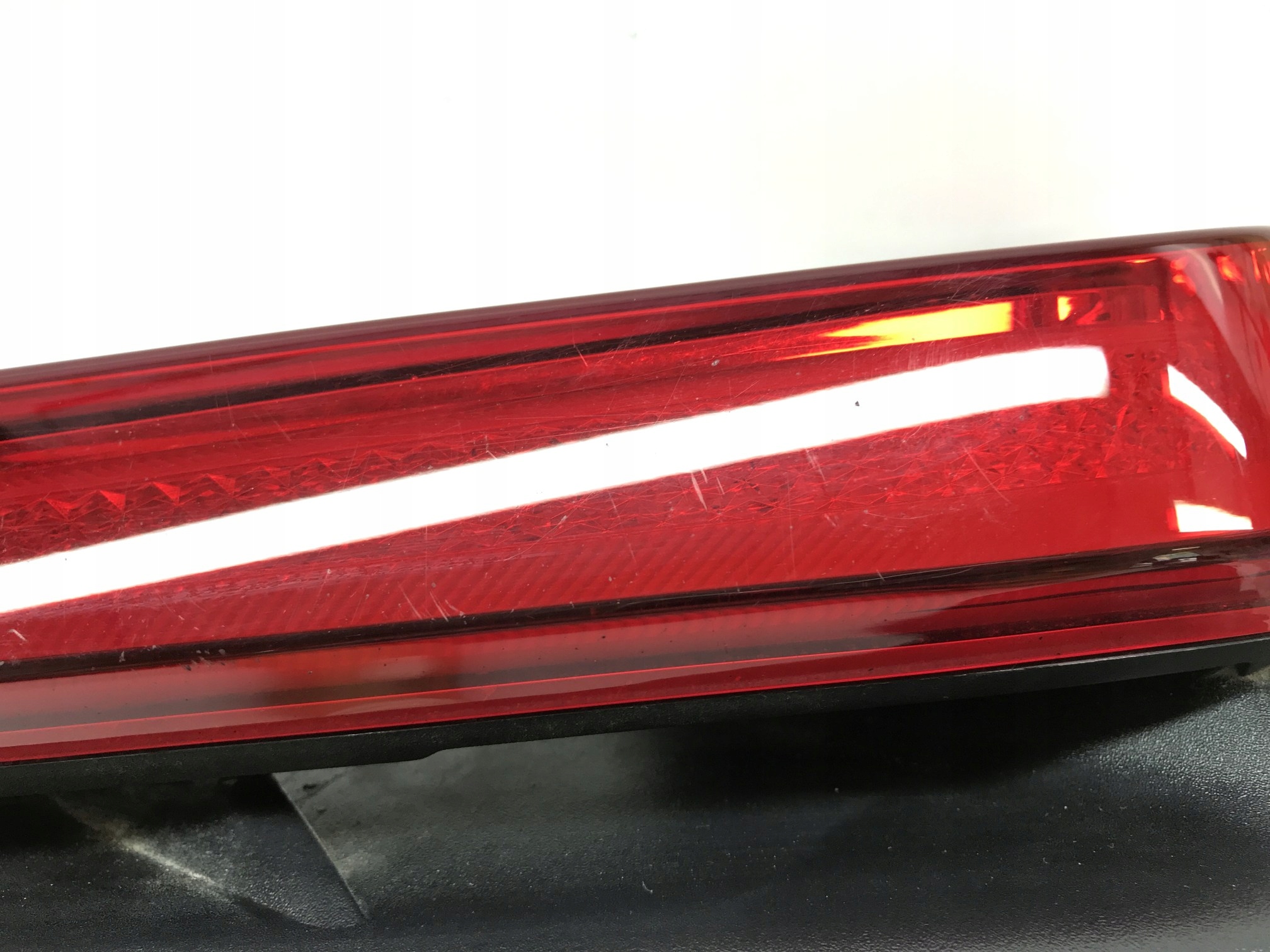 фонарь правый 92402AT000 kia NIRO II