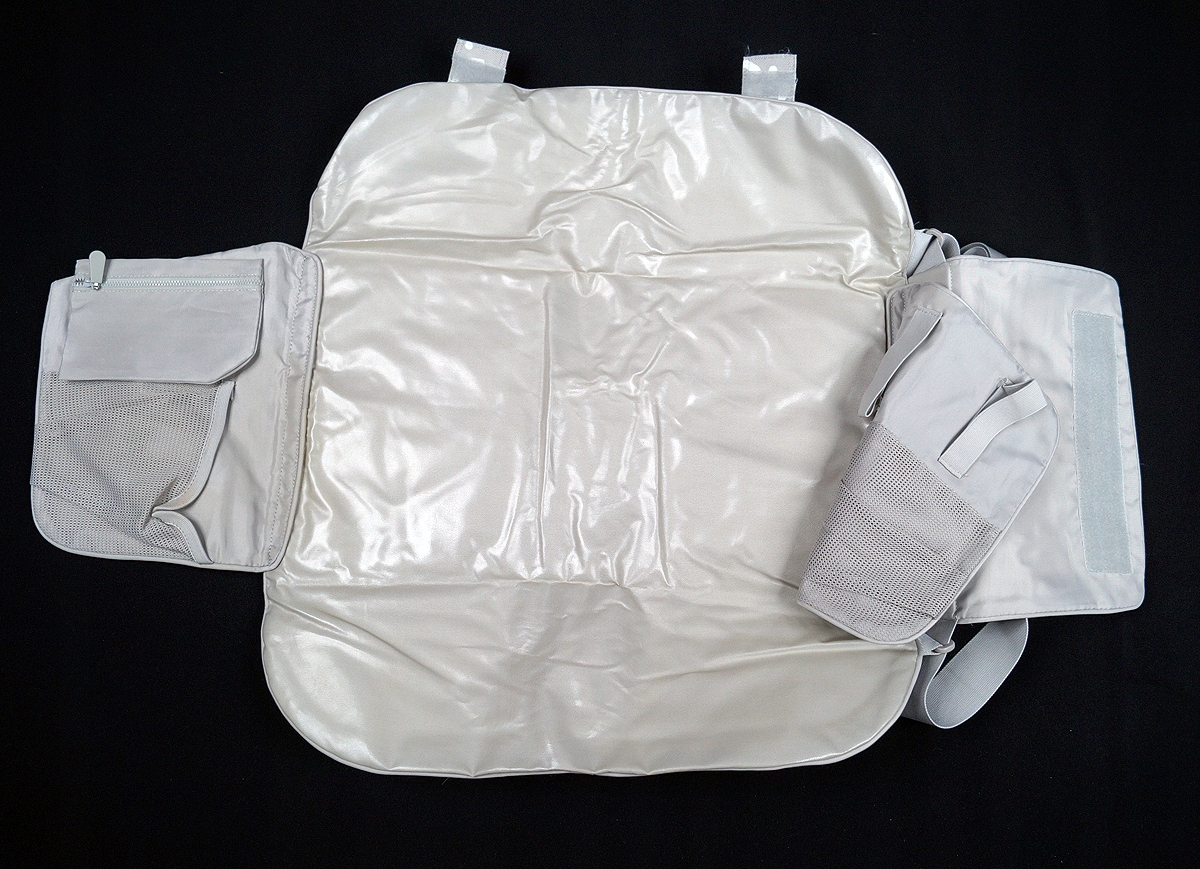 FUNKCJONALNY PRZENOŚNY PRZEWIJAK NA RAMIĘ Materiał dominujący poliester