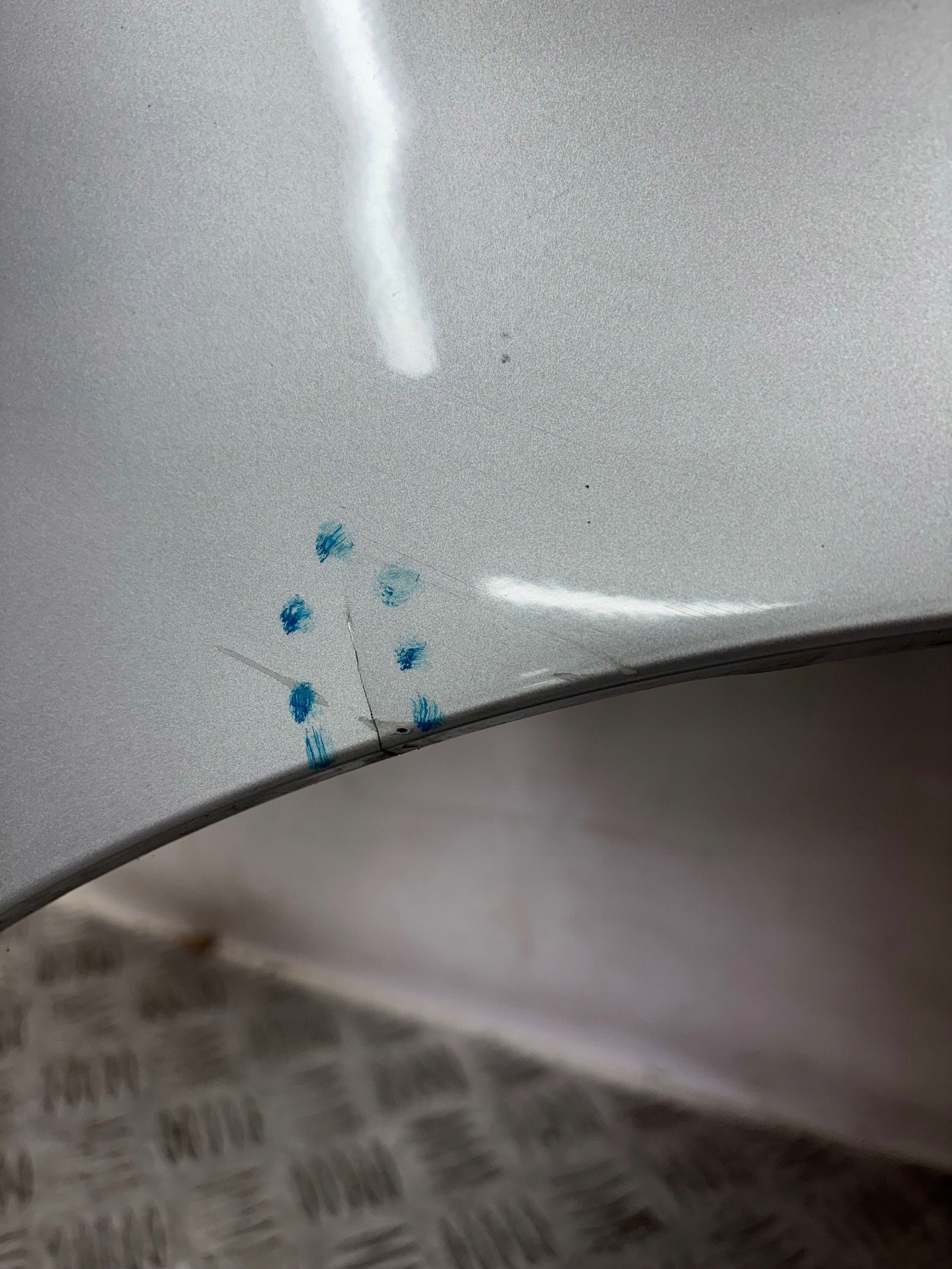fender front front right PEUGEOT 308 07