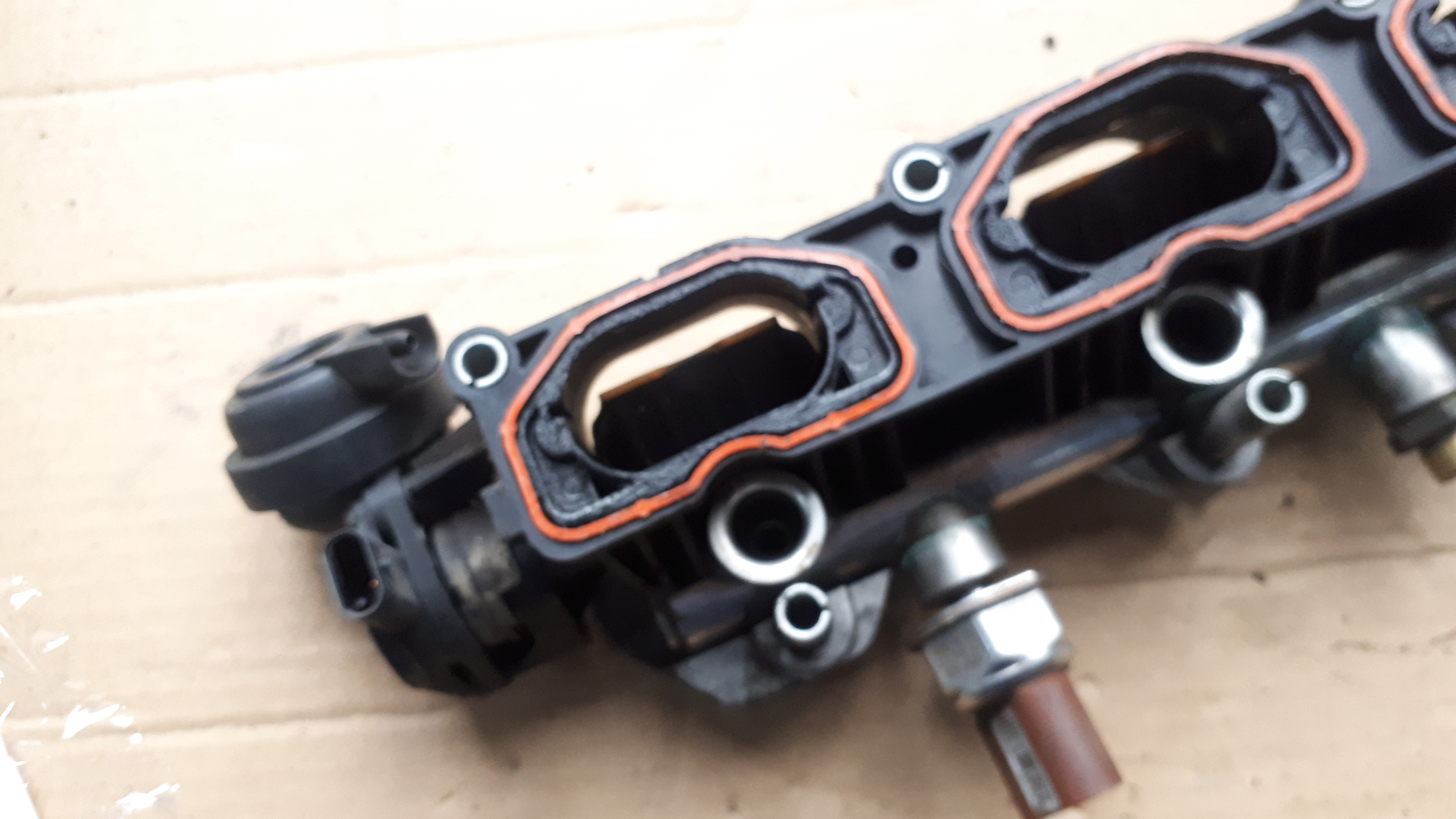 S4 B8 A4 intake manifold 3.0 TFSI CAK 06E133109AB