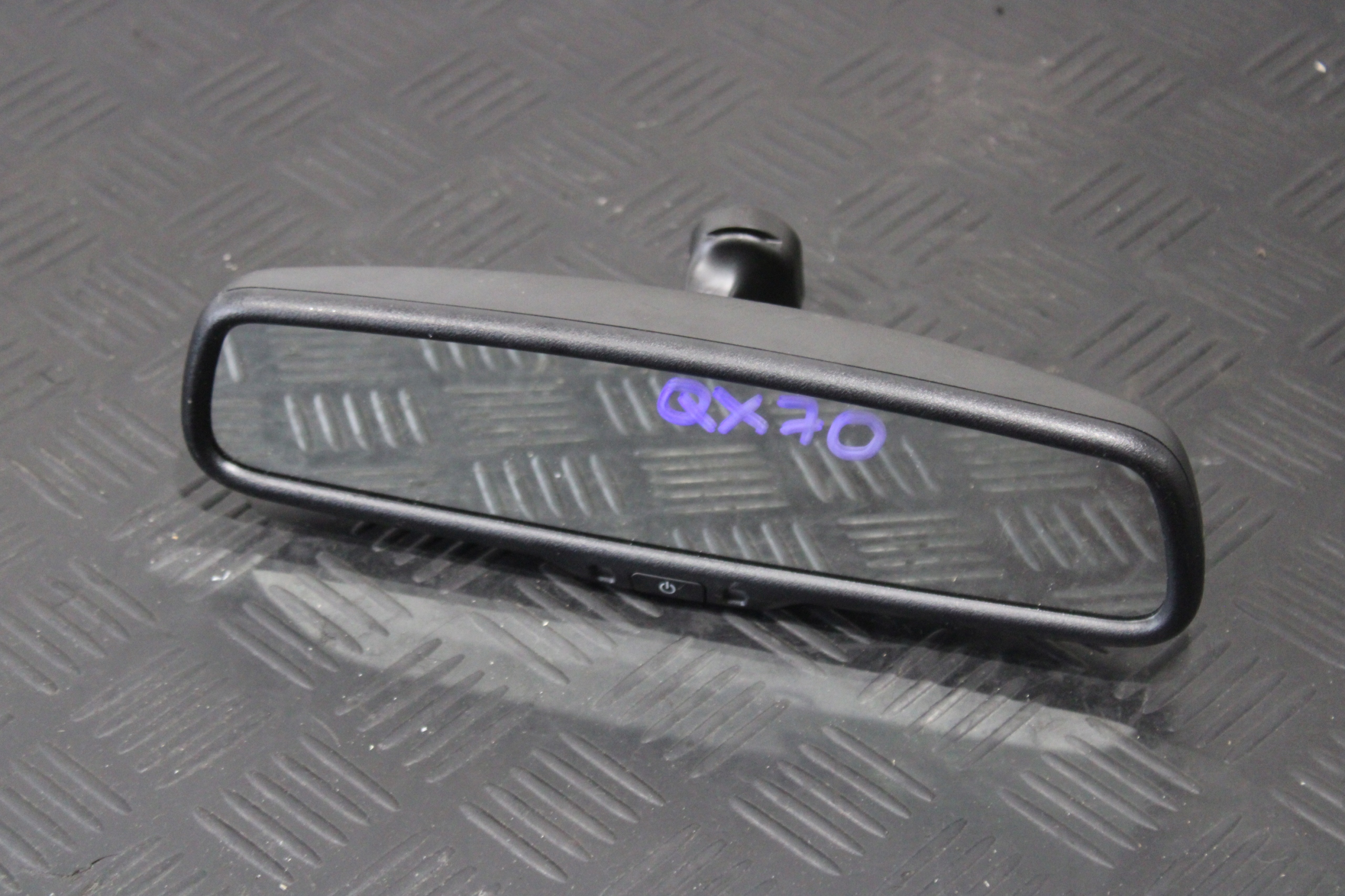 rear-view mirror INFINITI QX70