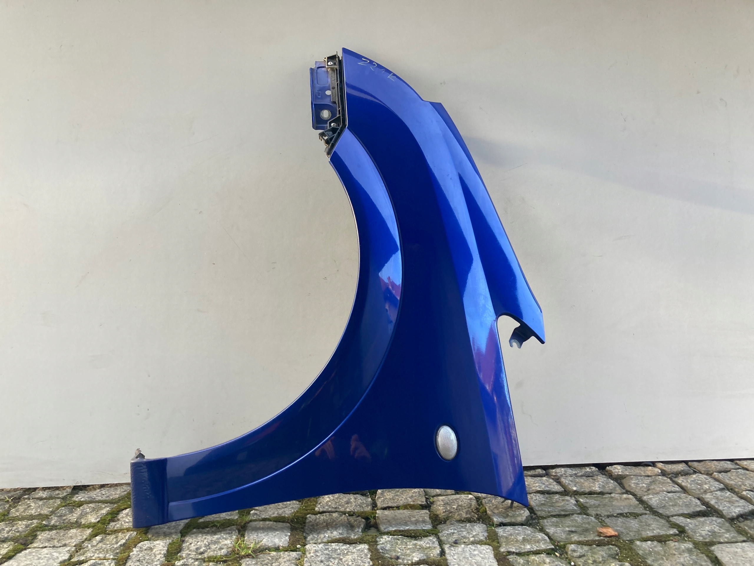 fender left front Opel MERIVA A Z21K 03-10r.