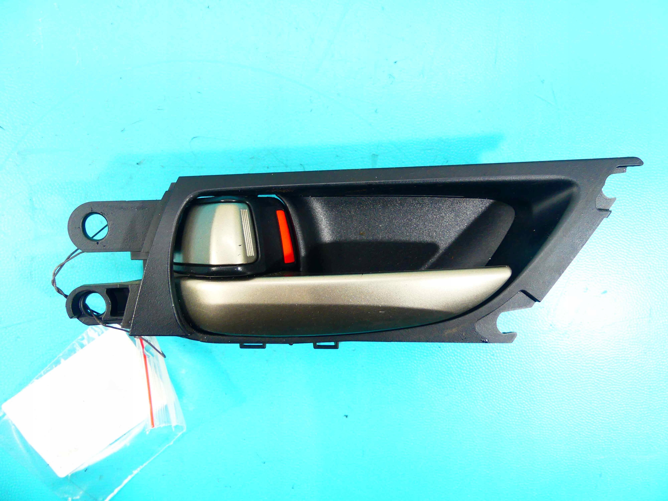 69280-30040 - ВНУТРІШНЯ РУЧКА ПЕРЕДНЯ ЛІВА LEXUS GS IV 11-20 EU