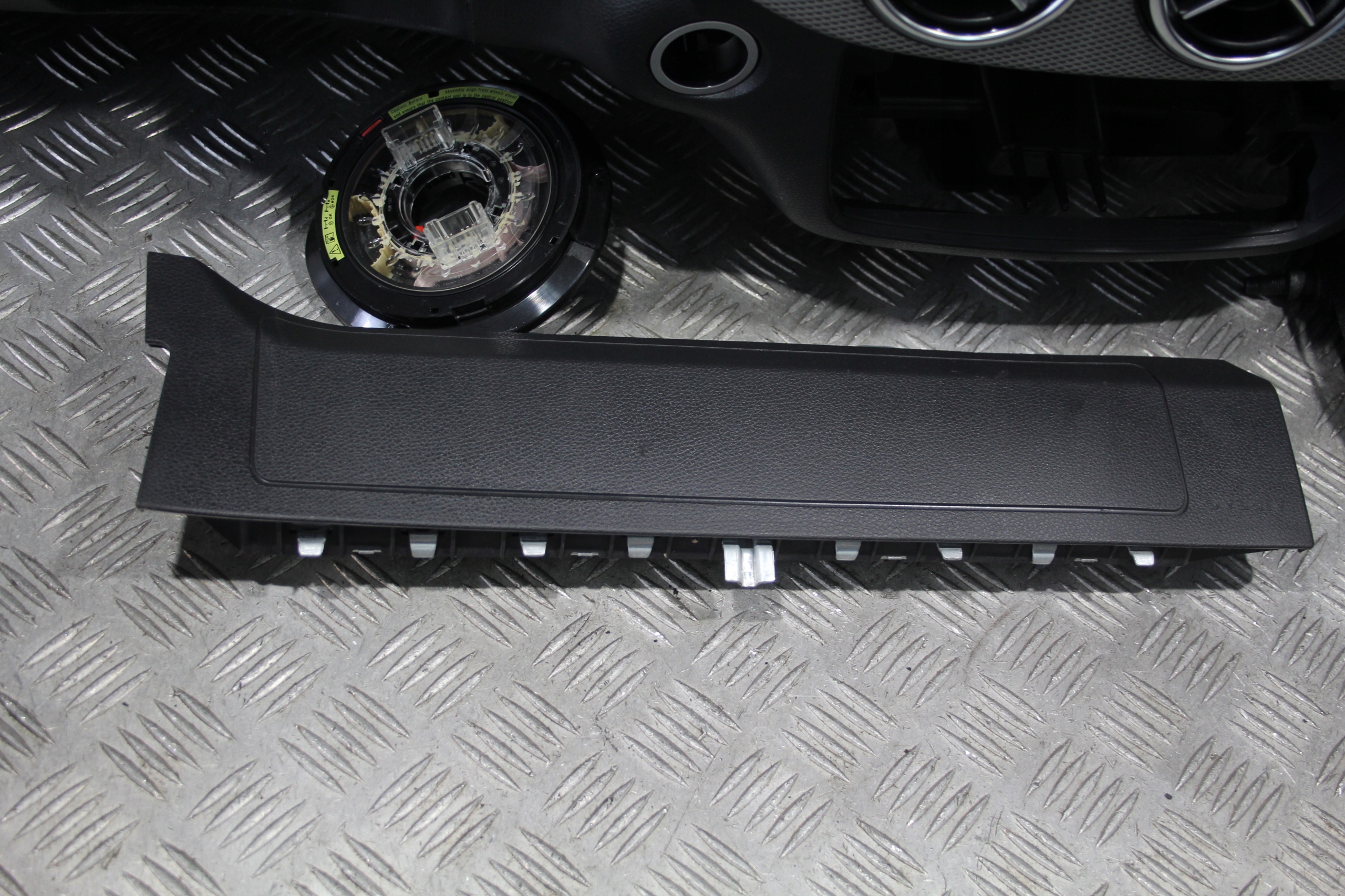 dashboard console airbag airbags B-KLASA W246 LIFT