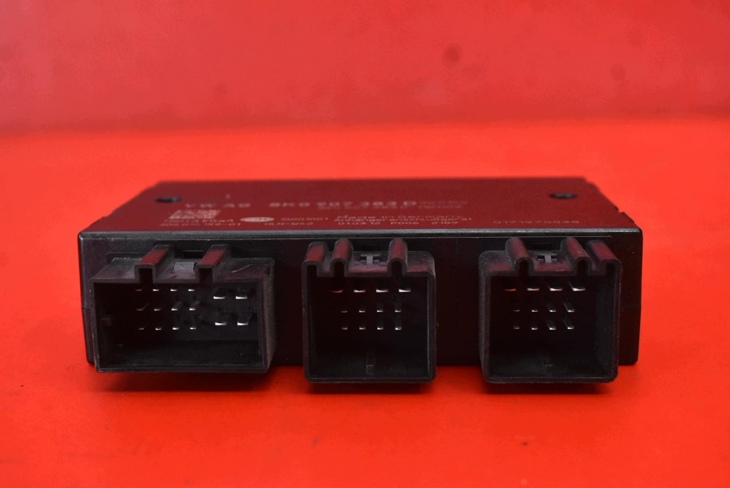 control unit module HAKA 8K0907383D AUDI Q5 8R 12-17