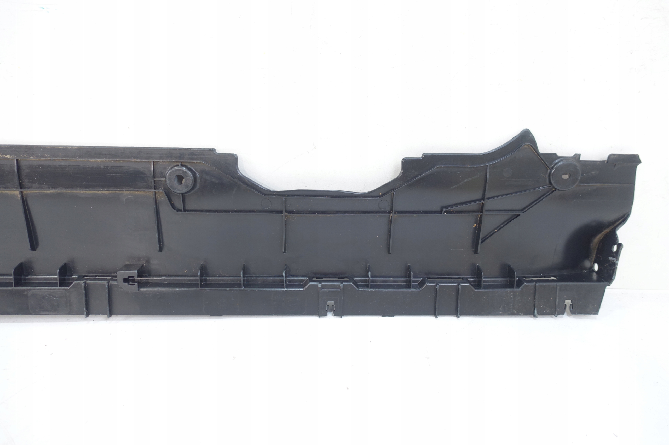 TESLA MODEL Y 2019- moulding threshold left lower 1625377-00-C