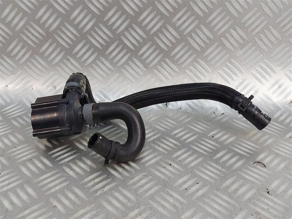 06H121601N - Дополнительный водяной насос Audi Q7 Q8 A5 A6 A7 3,0 TDI