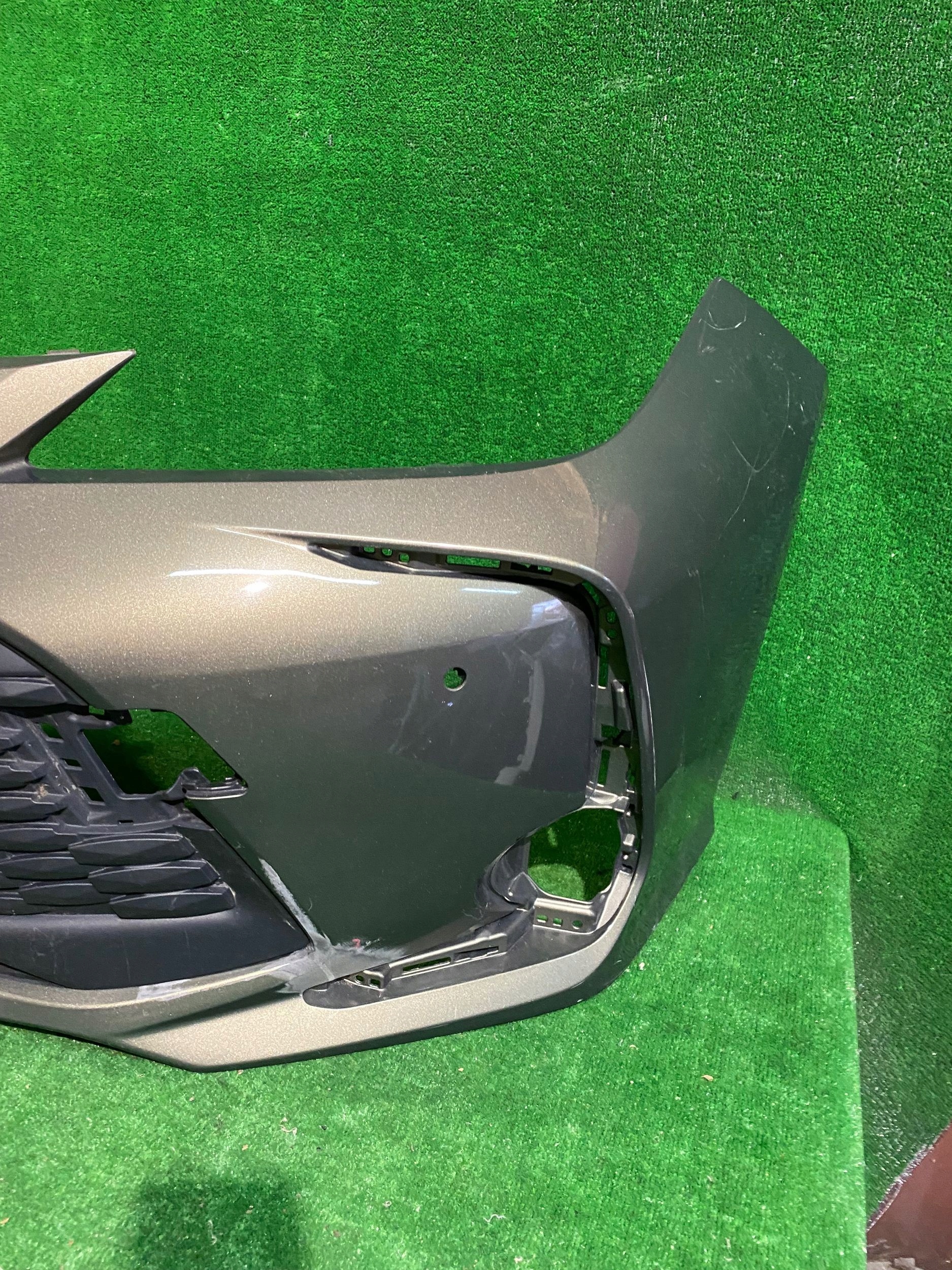 front bumper front TOYOTA COROLLA E21 sedan LIFT NR.Z4504