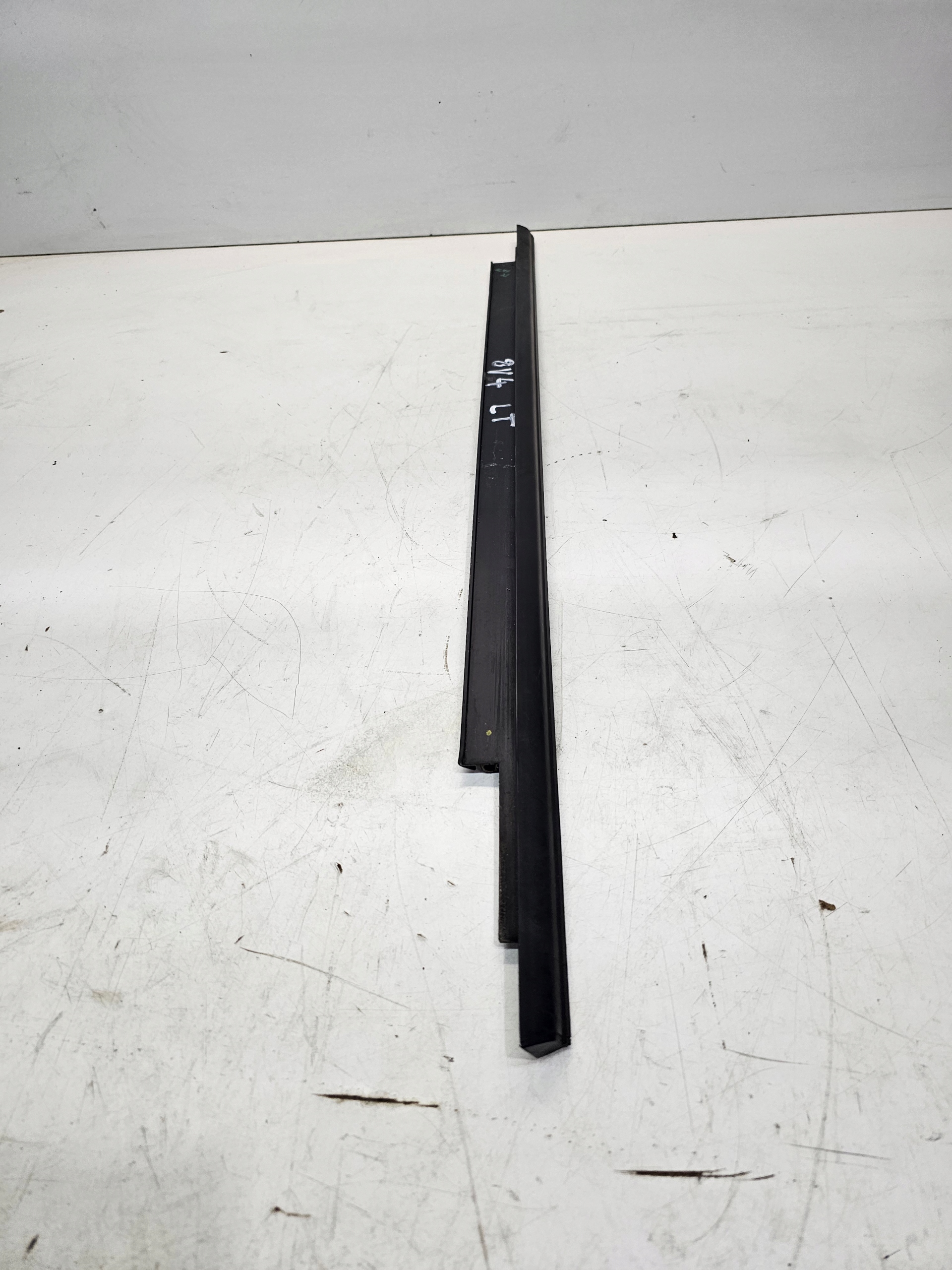 moulding MAT windows left rear part AUDI A3 8V 5-door 8V4839477
