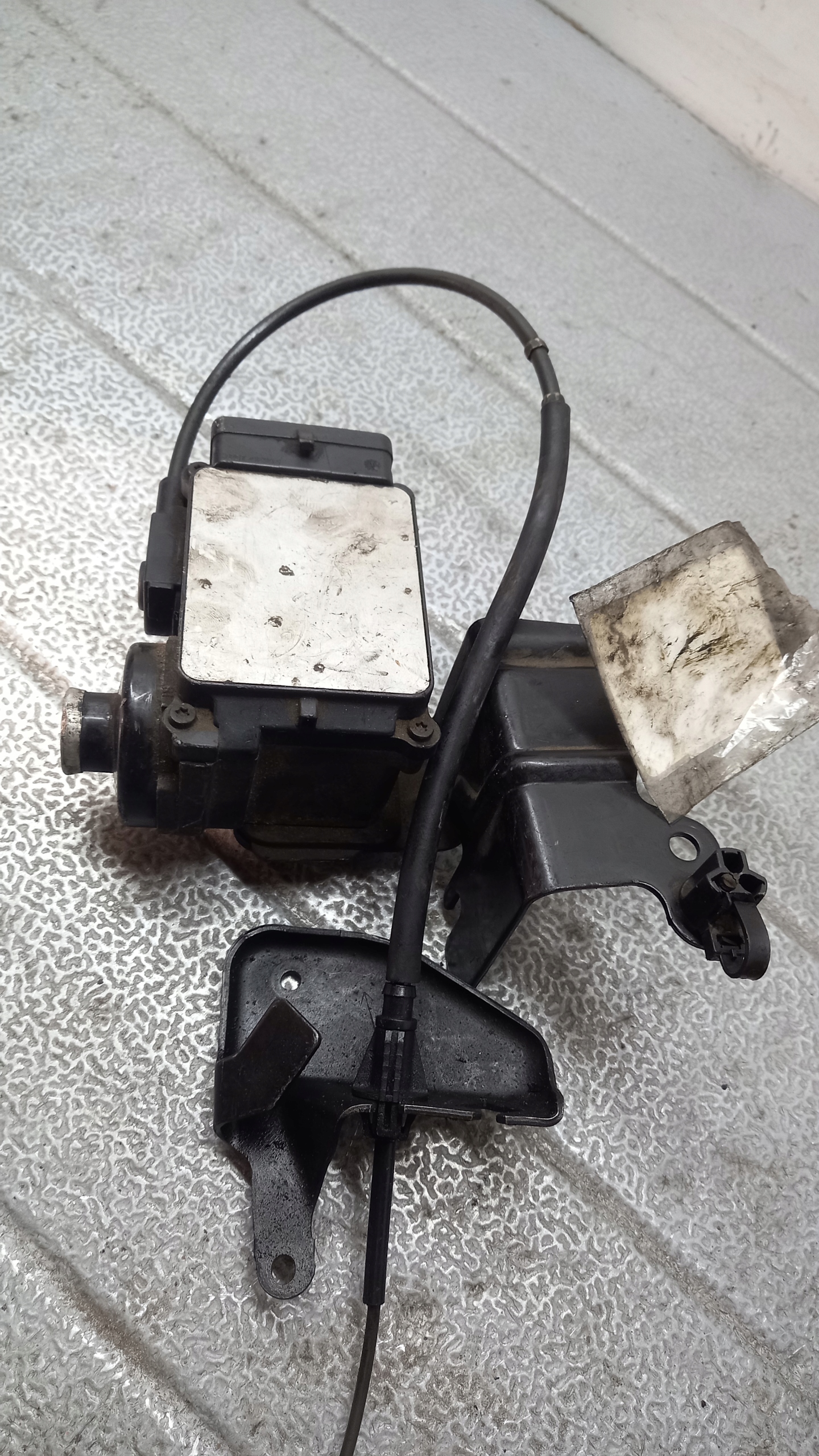 TEMPOMAT MAZDA TRIBUTE YL8F-9C734-EE Numer katalogowy części 01