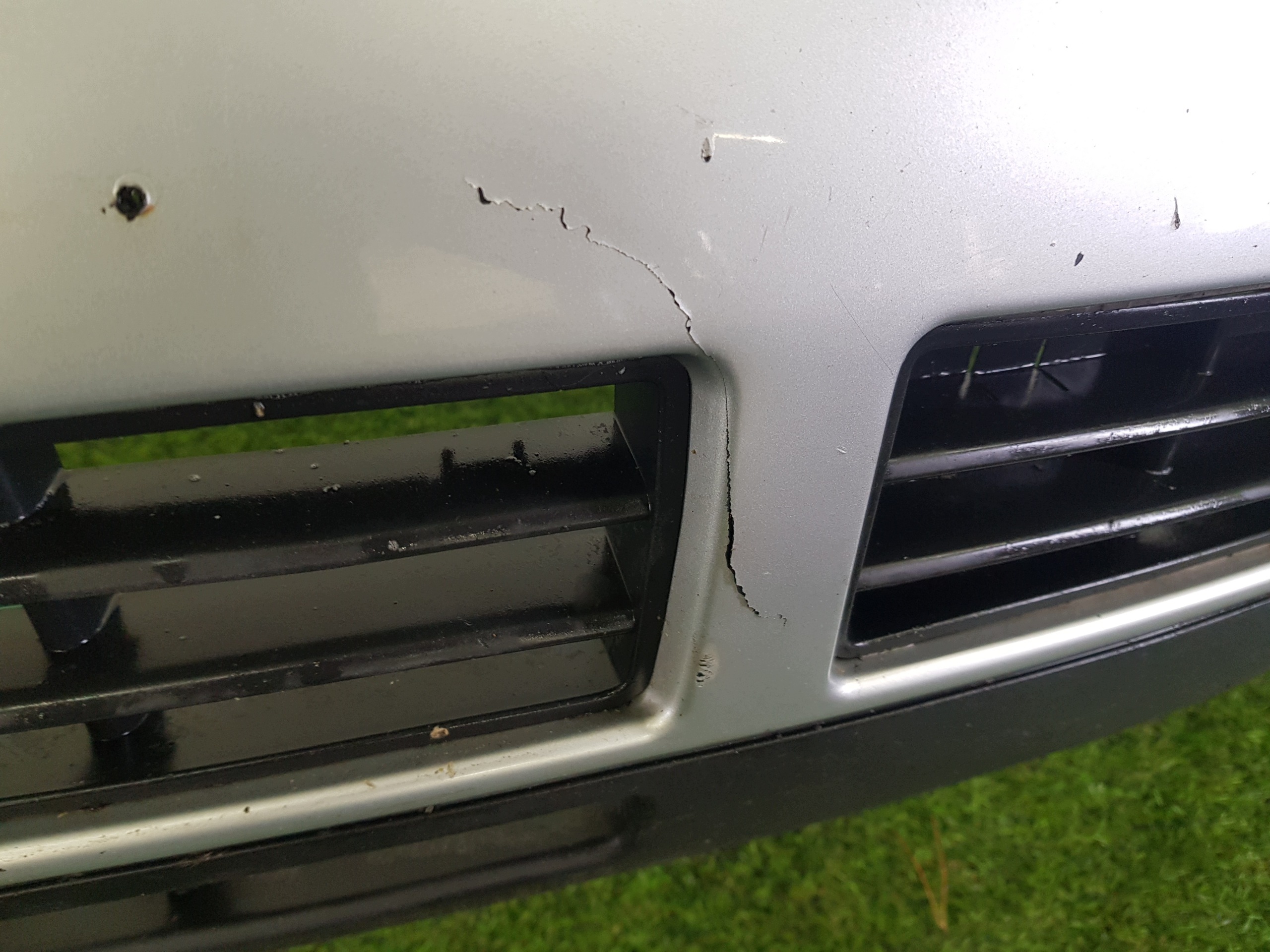 branik prednji VOLKSWAGEN GOLF 4 IV