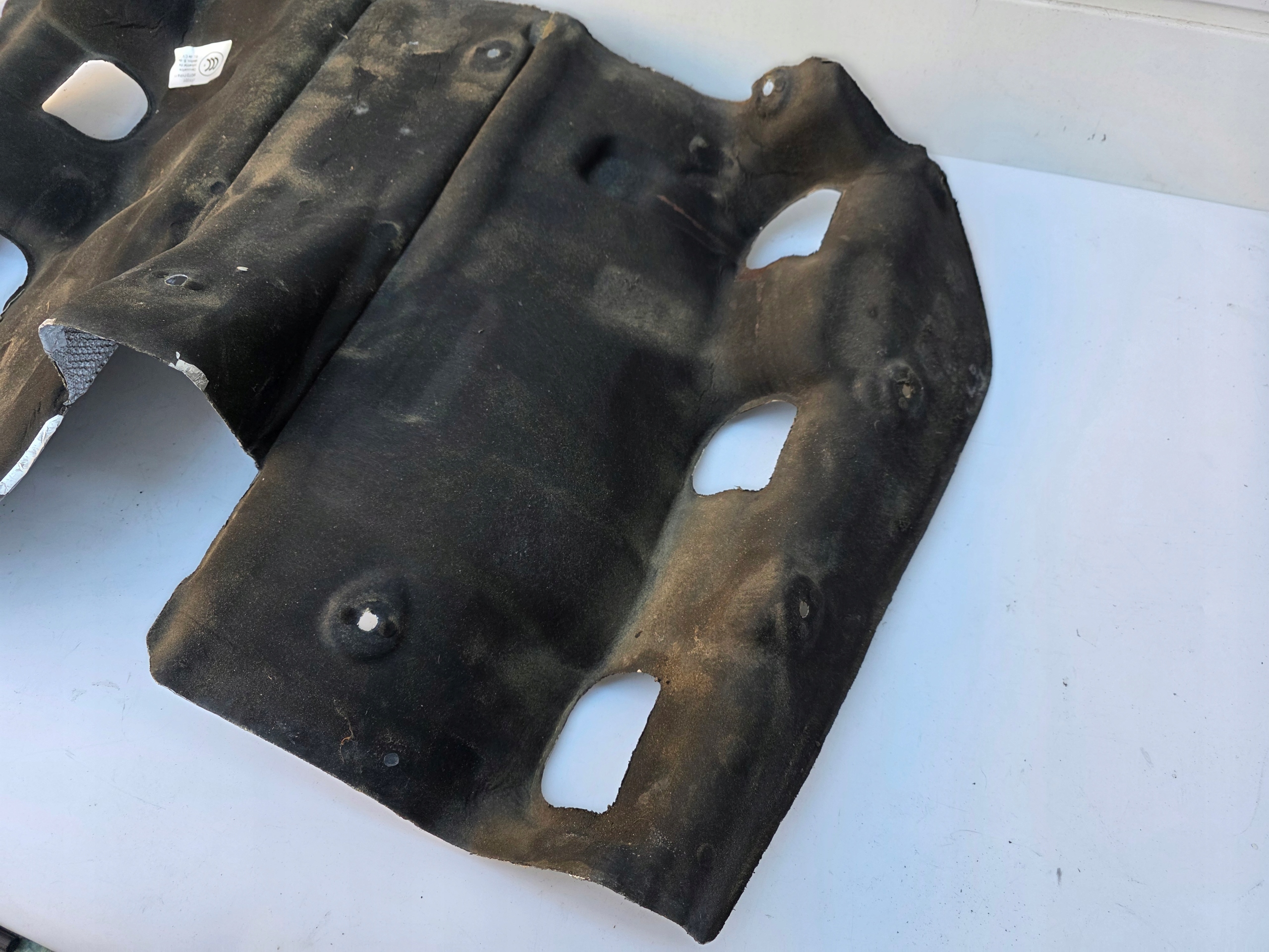 Blende Abdeckung TERMICZNA TUNELU AUDI Q5 80A II FY 80A803979E