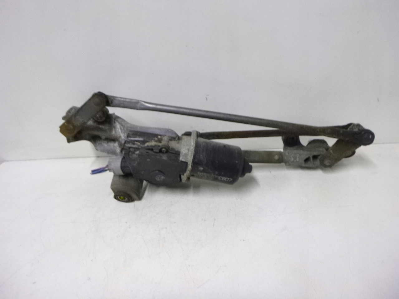 wiper mechanism front Mazda Premacy 02r.