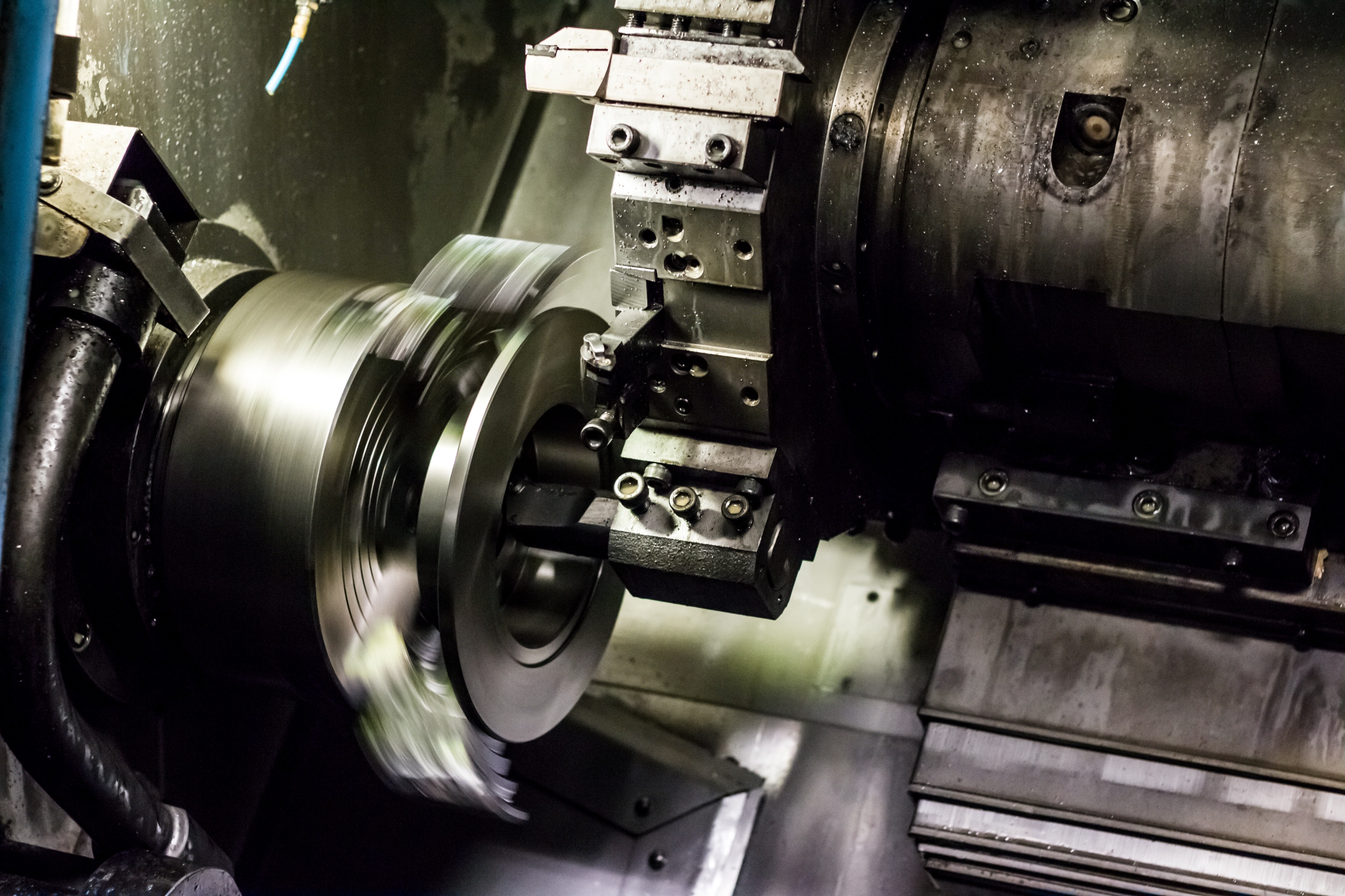 Tarcza MIKODA TUNING VW PASSAT B6 2005-2011r PRZÓD Producent części ATM Mikoda