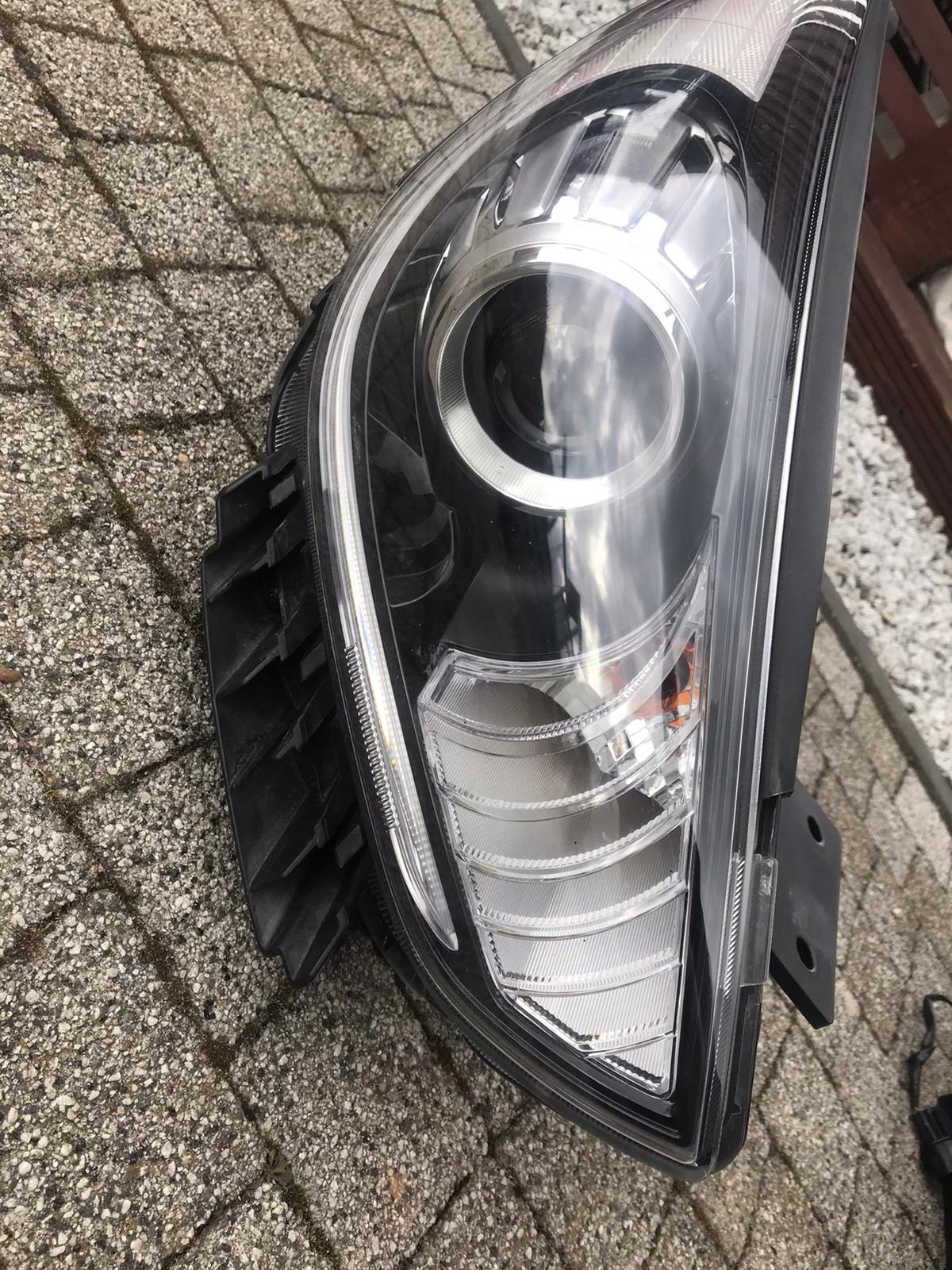 light right XENON front KIA NIRO 92102-G5160