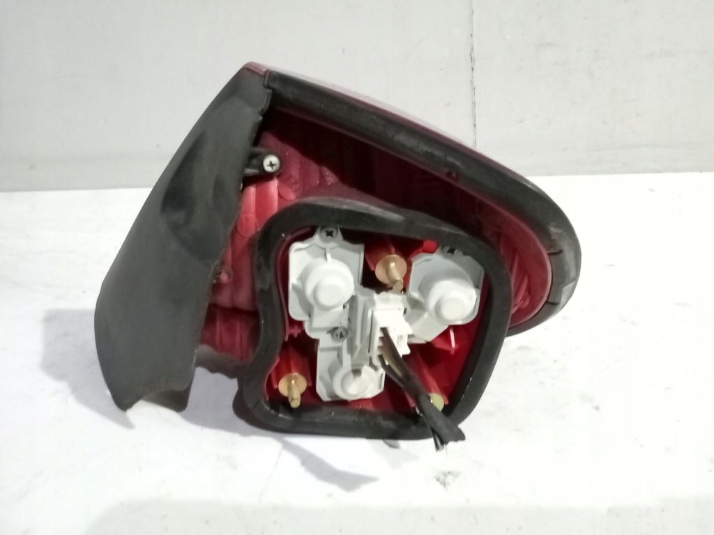 Brilliance BS4 light left rear part rear