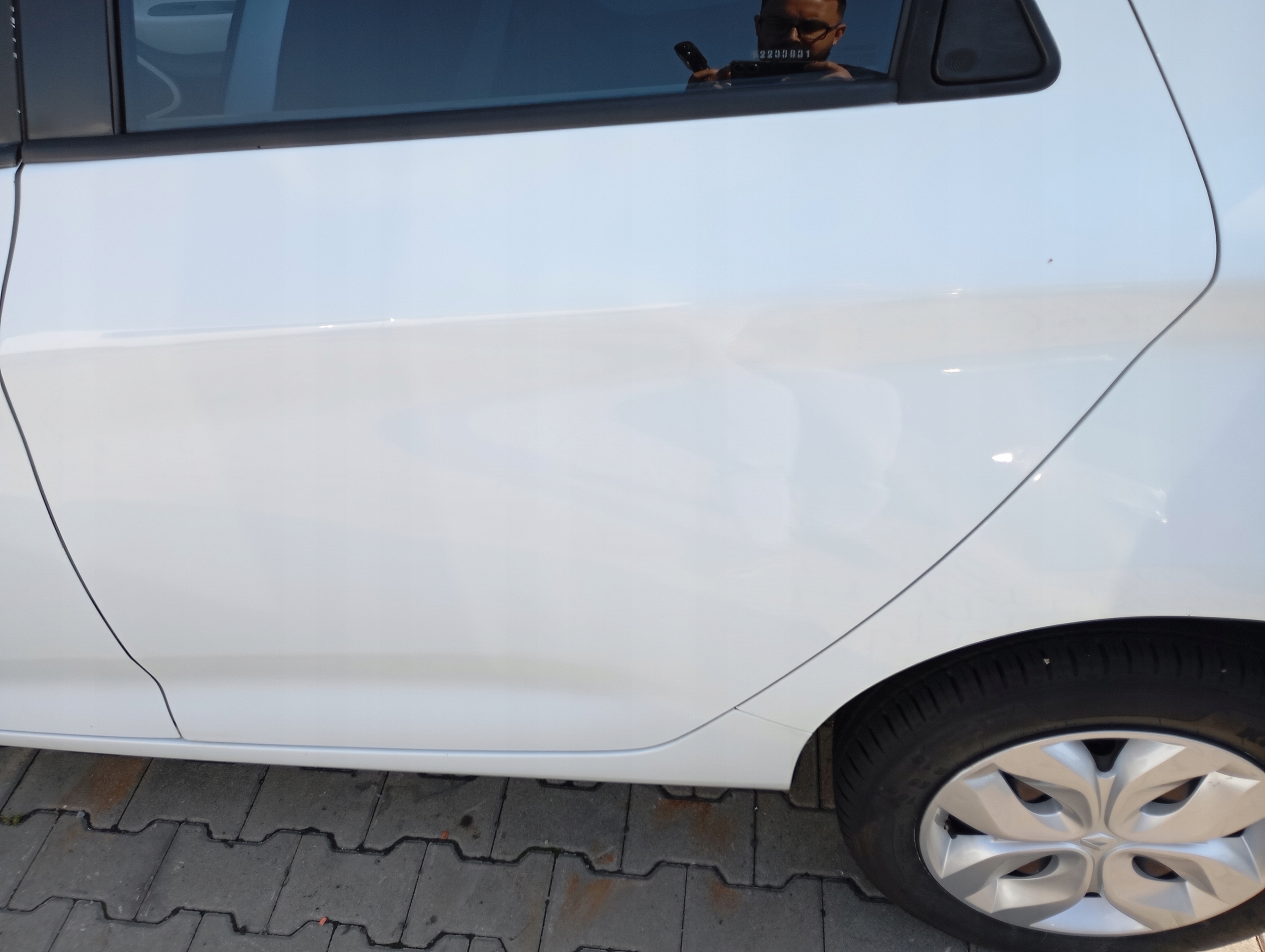 RENAULT ZOE UND 1 TÜR HECK LINKS BIALE OV369 0V369