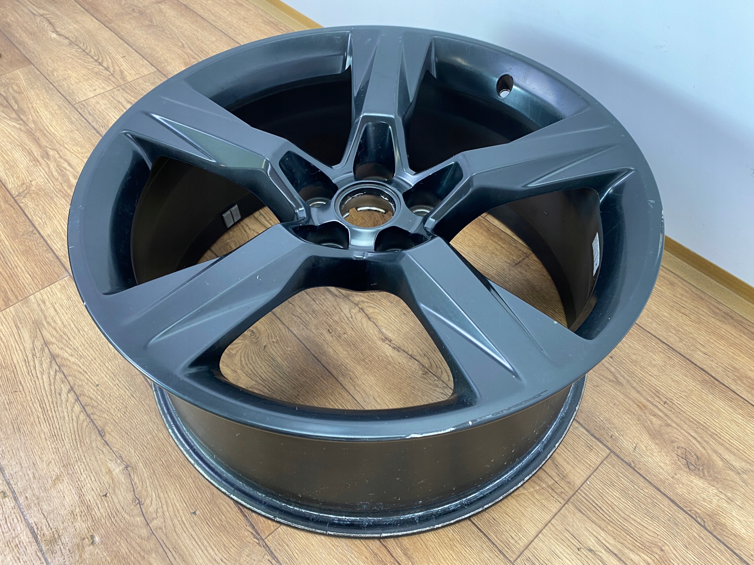 disk hliníkový Chevrolet Camaro VI 2016+