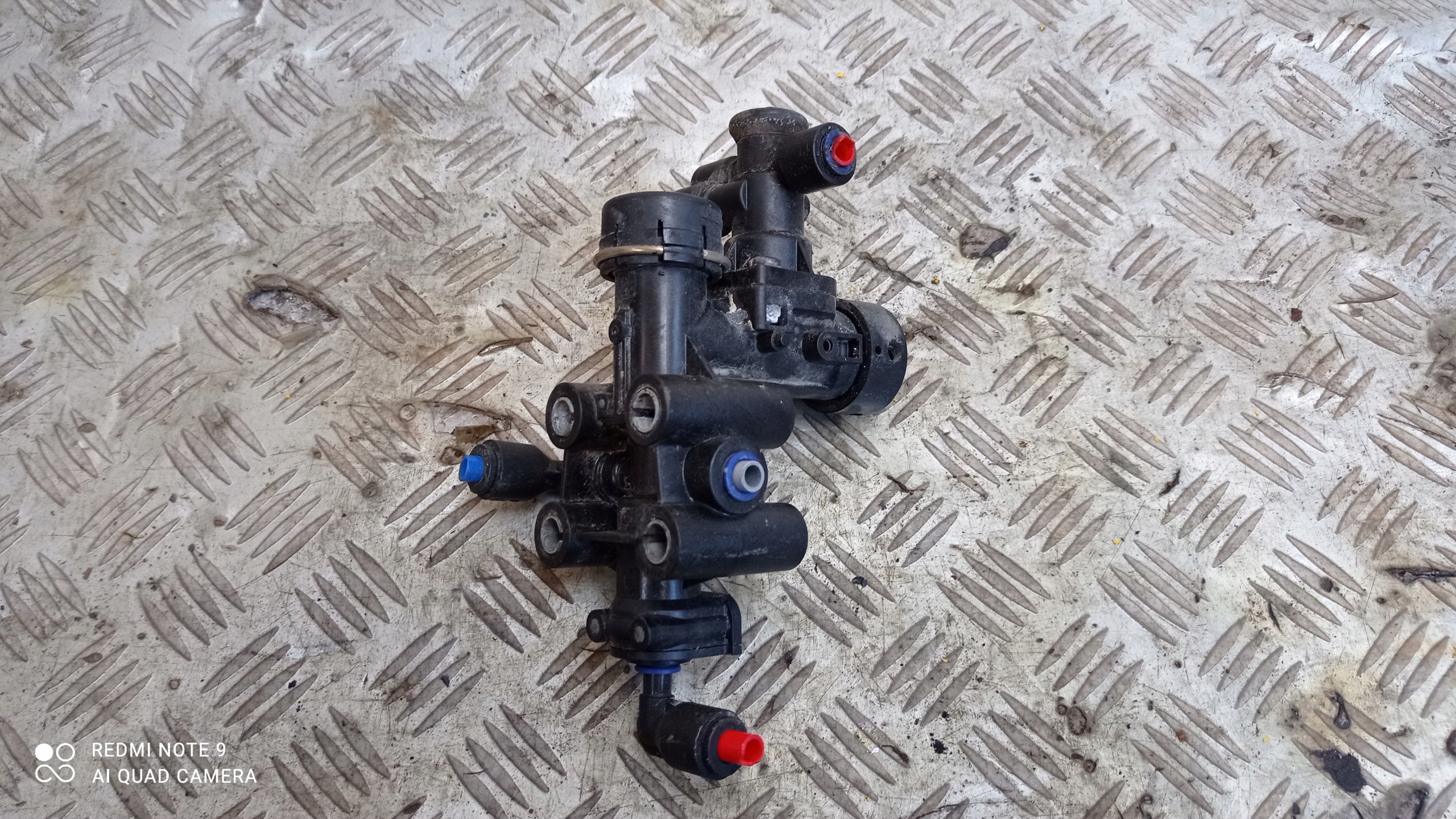 4518-536571 - КЛАПАН ВЫРАВНИВАНИЯ ПОДУШКИ 5 WABCO 4640065200