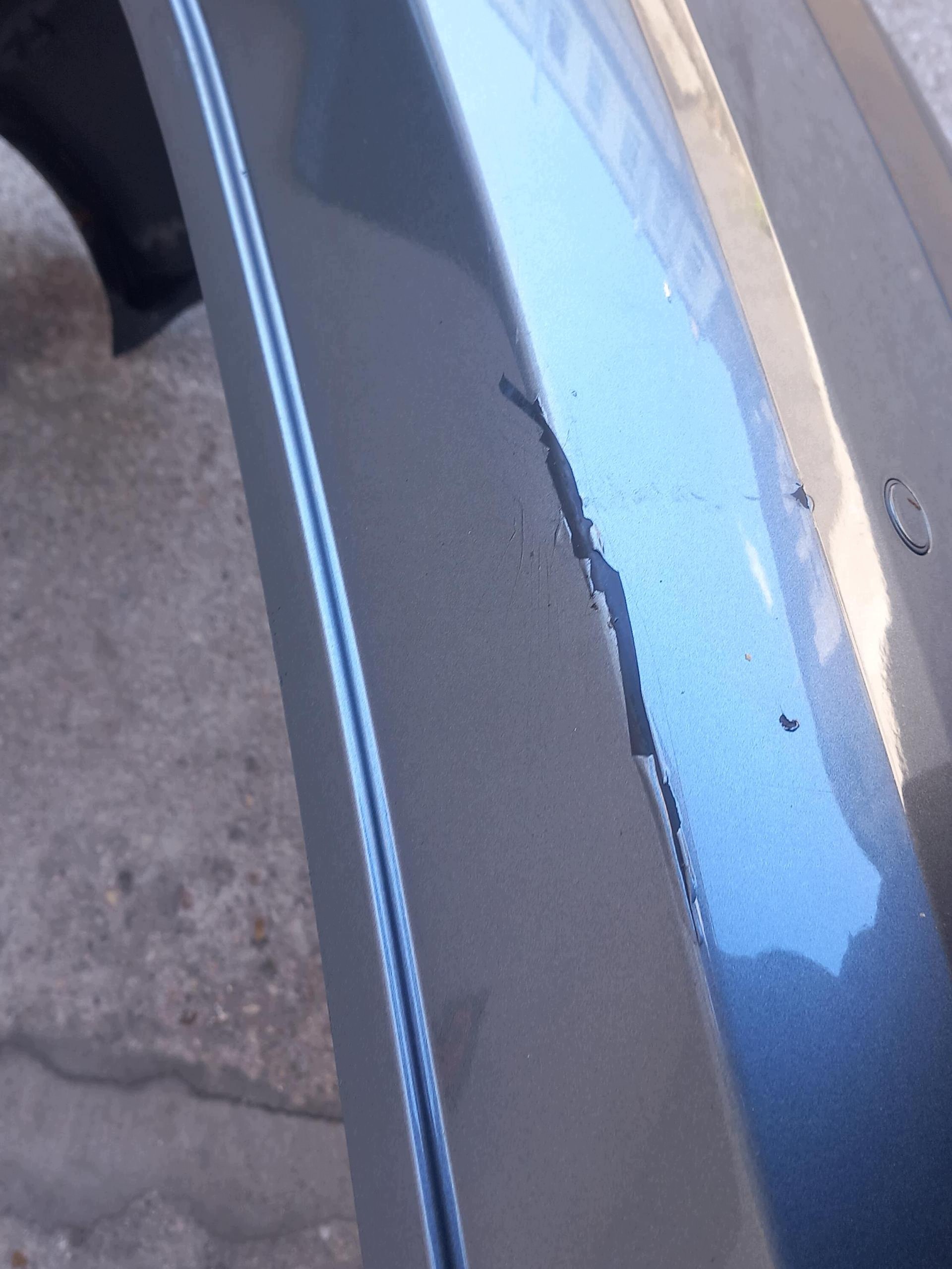 bumper rear complete VW JETTA V sedan LX7X 05-10