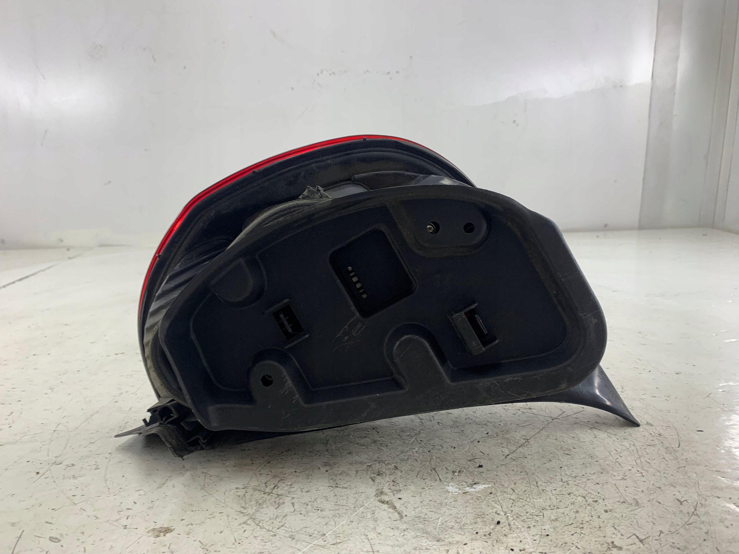 CITROEN C5 and sedan light left rear part