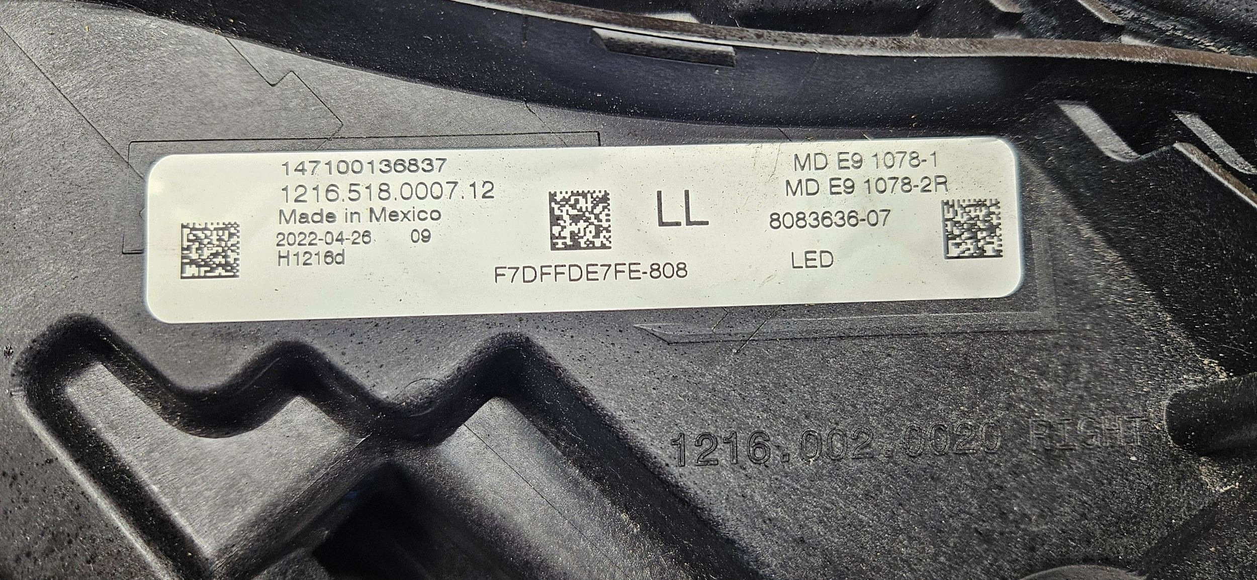 BMW 2 G42 shadow line light right front front Reflektor 8083636