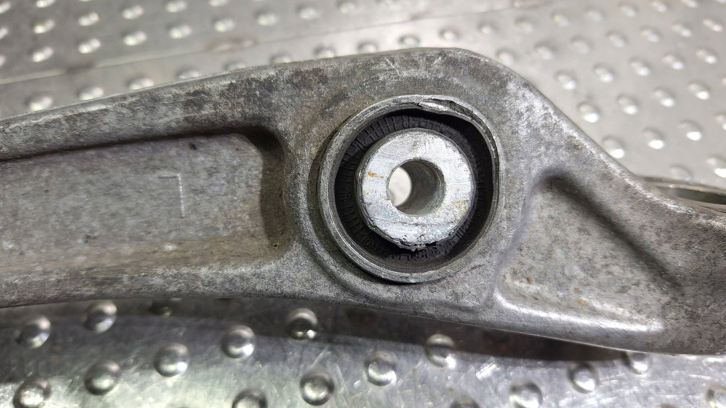 arm left front 8K0407155C AUDI A4 B8 A5 8T A7 A6 C7 Q5 8R PORSCHE MACAN
