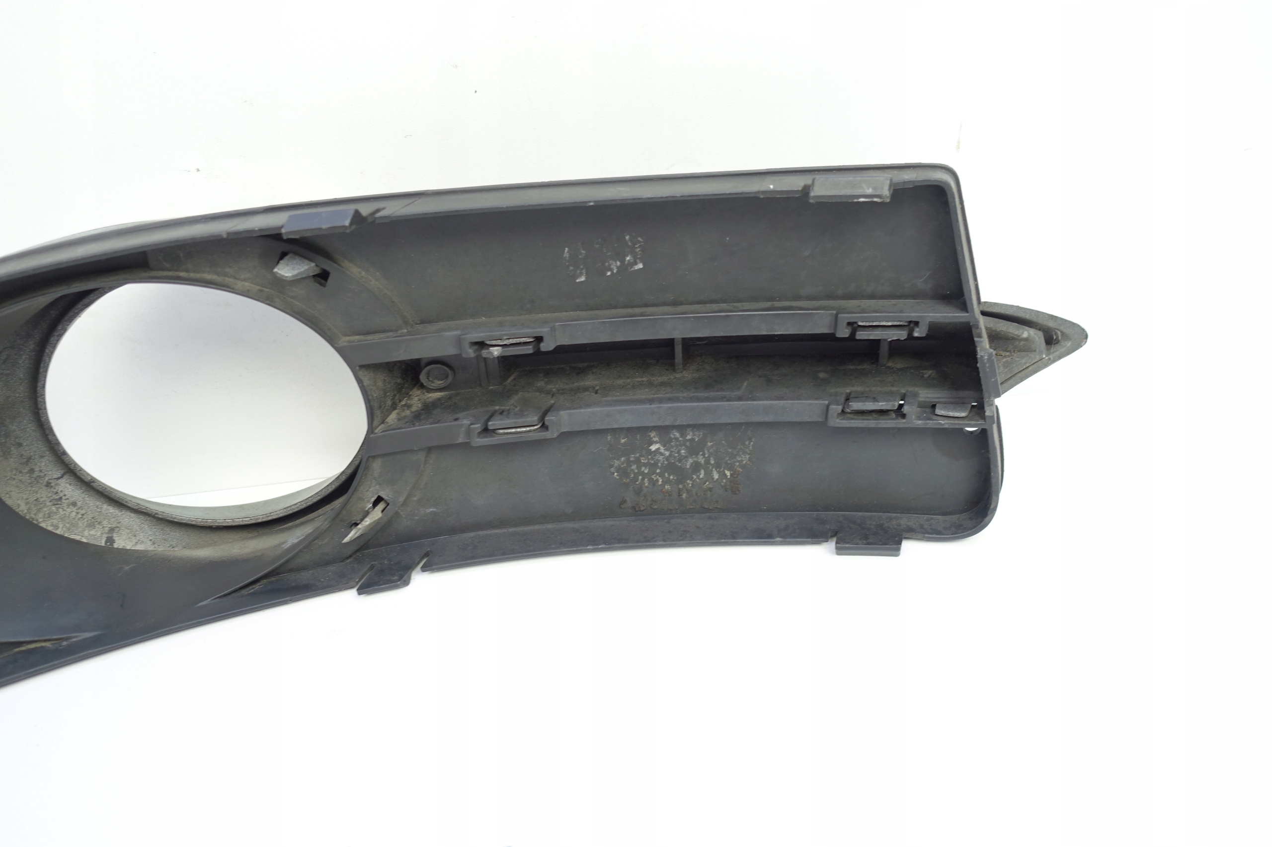 mřížka nárazníku levý předek VW EOS 1Q0854661B