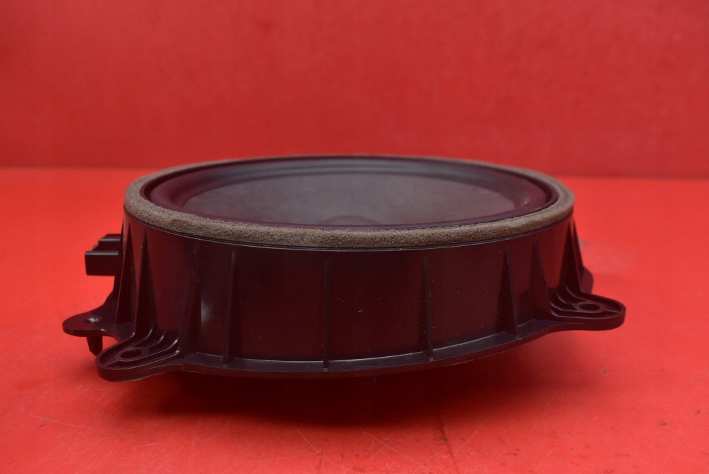 speaker right front 1079744-00-E TESLA MODEL 3 17-21