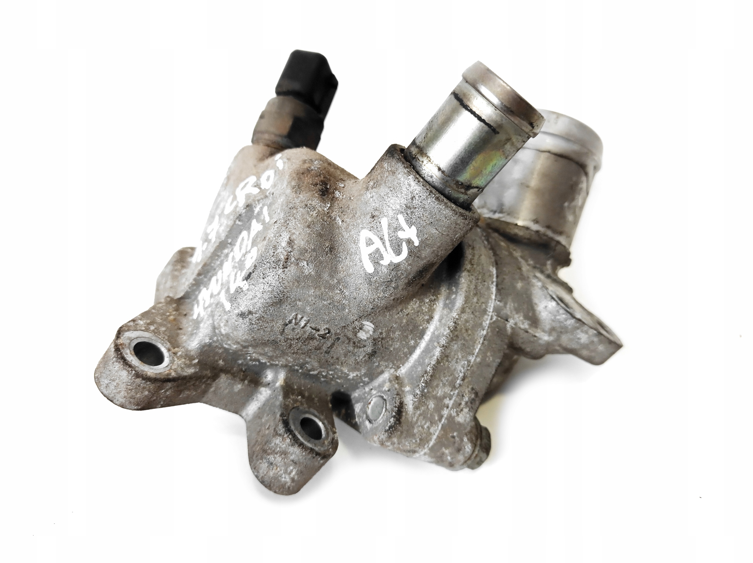 OBUDOWA TERMOSTATU HYUNDAI I40 1.7 CRDI
