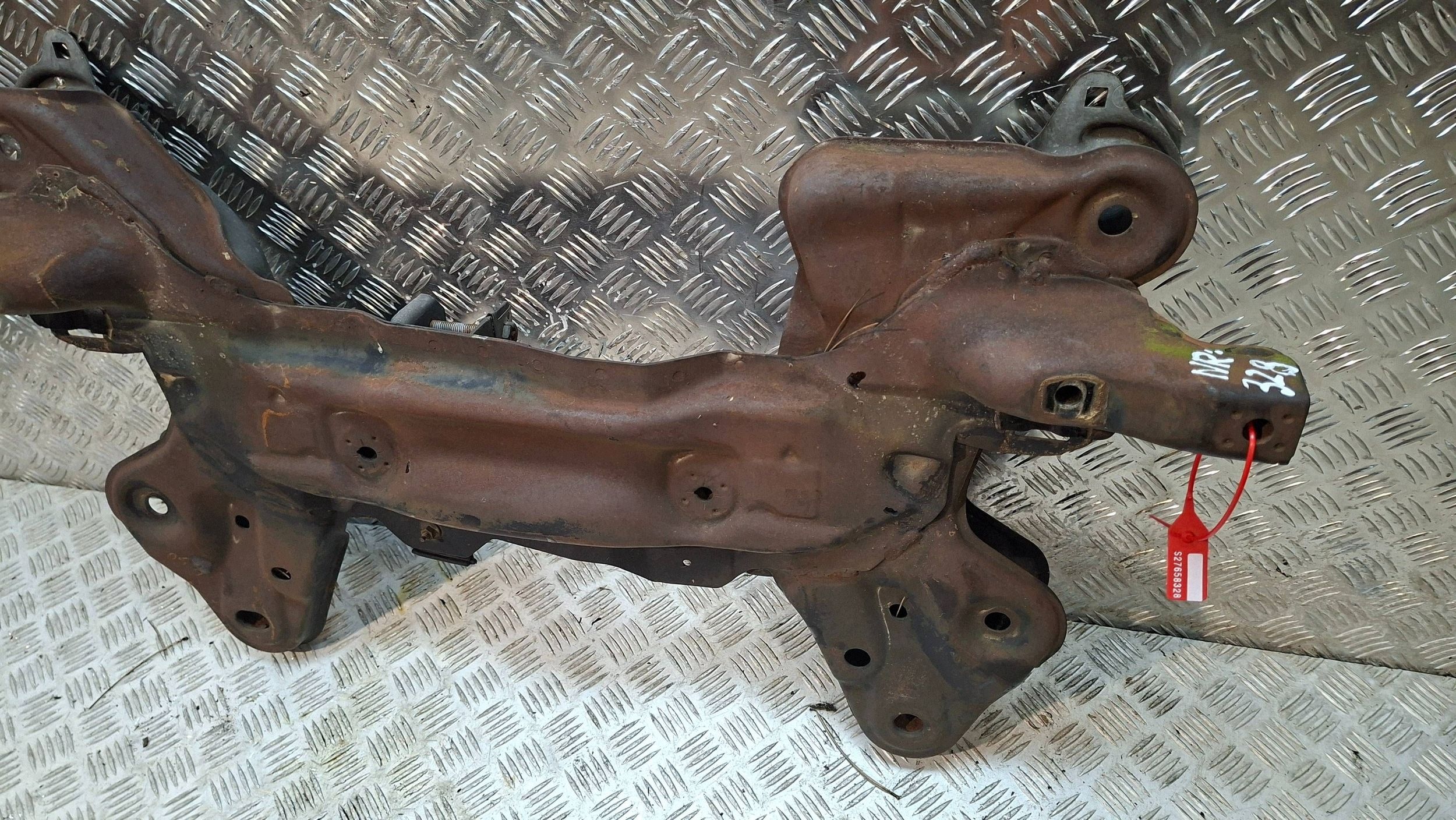 axle beam front CITROEN C3 II DS3 2009-2016
